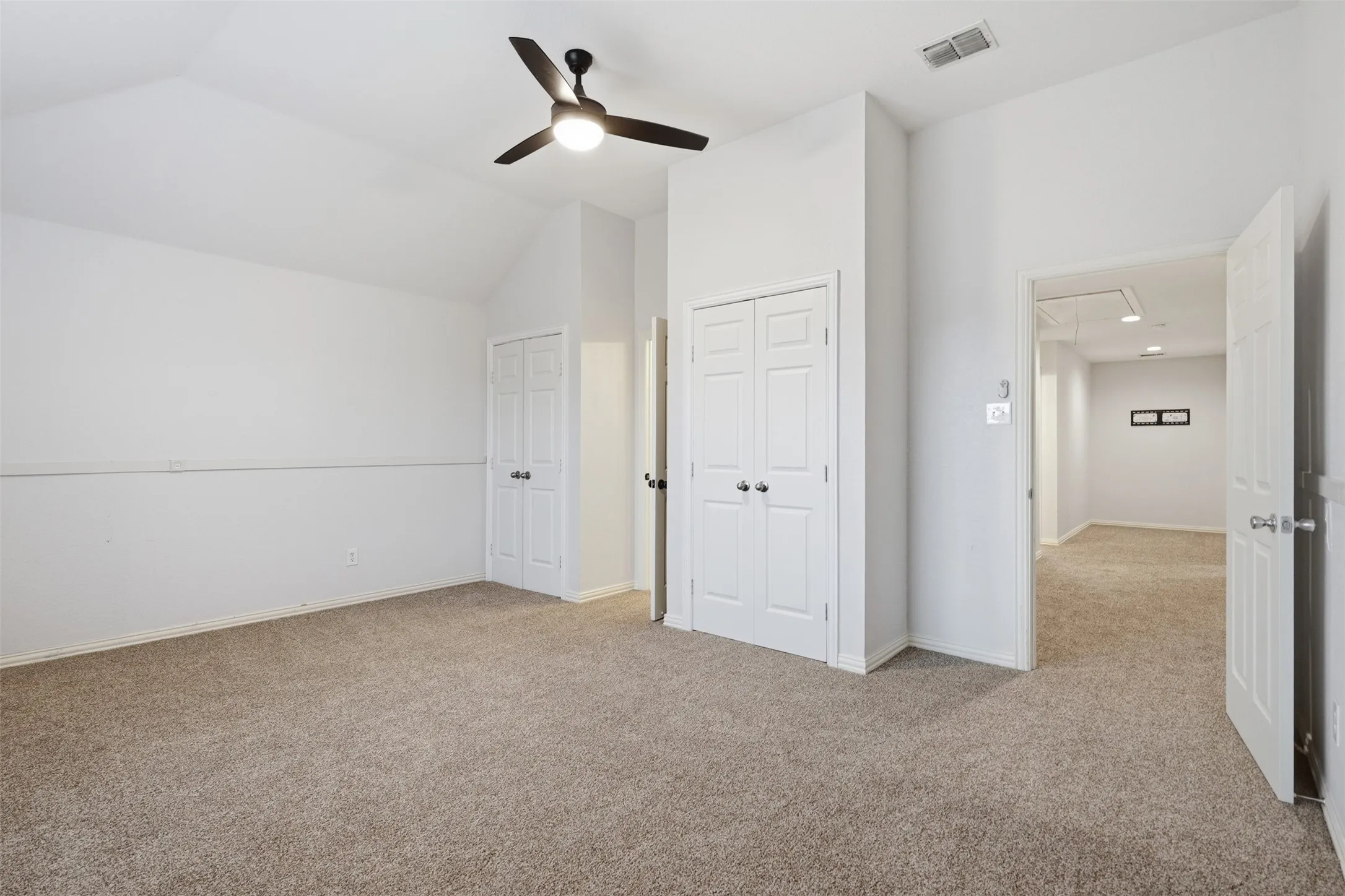 Single Family Residence For Rent in Collin County , 404 Tarpan Trail, Celina, Texas 75009, 5 Bedroom, 4 Bathroom, 2 Garage spaces, 2,852 Sqft, built in 2005, mls#21343653, Real Estate Agent in Celina, Homes For Rent in Collin county, Homes For Rent in Celina, Realtor in Celina Texas, Real Estate Brokerage Independent Realty Texas, Luminita Cordes Realtor