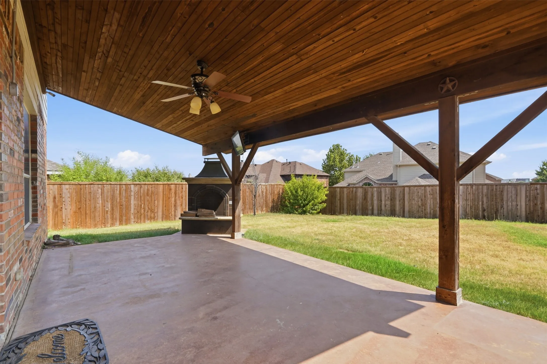 Single Family Residence For Rent in Collin County , 404 Tarpan Trail, Celina, Texas 75009, 5 Bedroom, 4 Bathroom, 2 Garage spaces, 2,852 Sqft, built in 2005, mls#21343653, Real Estate Agent in Celina, Homes For Rent in Collin county, Homes For Rent in Celina, Realtor in Celina Texas, Real Estate Brokerage Independent Realty Texas, Luminita Cordes Realtor