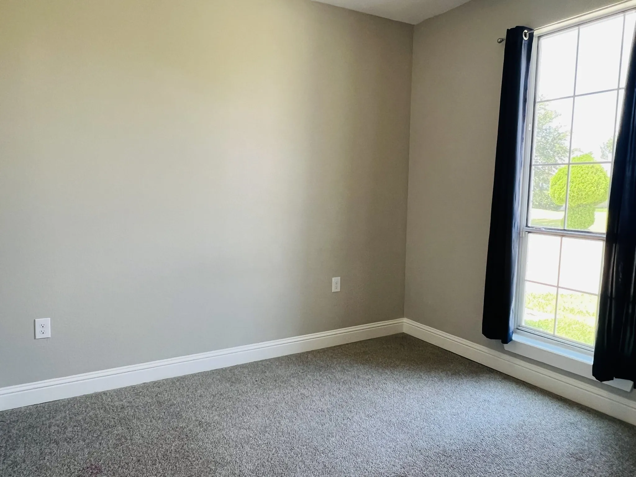Single Family Residence For Rent in Tarrant County , 1516 Powder Horn Lane, Arlington, Texas 76018, 3 Bedroom, 2 Bathroom, 2 Garage spaces, 1,600 Sqft, built in 2002, mls#21345741, Real Estate Agent in Arlington, Homes For Rent in Tarrant county, Homes For Rent in Arlington, Realtor in Arlington Texas, Real Estate Brokerage Independent Realty Texas, Luminita Cordes Realtor