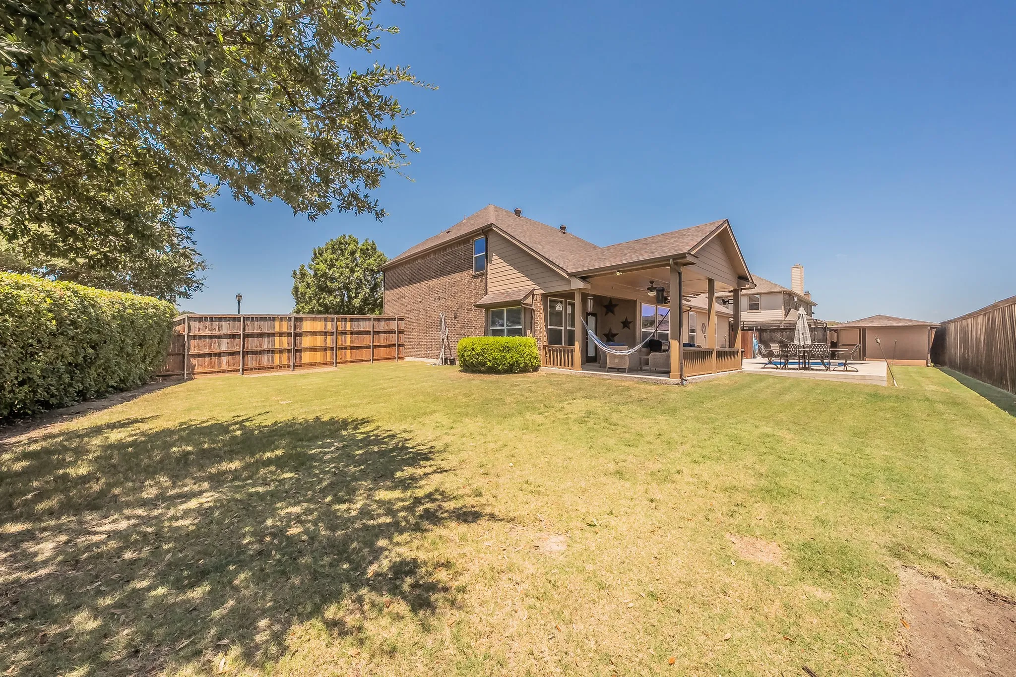 Single Family Residence For Sale in Tarrant County , 309 Garden Path Lane, Mansfield, Texas 76063, 5 Bedroom, 4 Bathroom, 2 Garage spaces, 3,321 Sqft, built in 2012, mls#21346492, Real Estate Agent in Mansfield, Homes For Sale in Tarrant county, Homes For Sale in Mansfield, Realtor in Mansfield Texas, Real Estate Brokerage Independent Realty Texas, Luminita Cordes Realtor