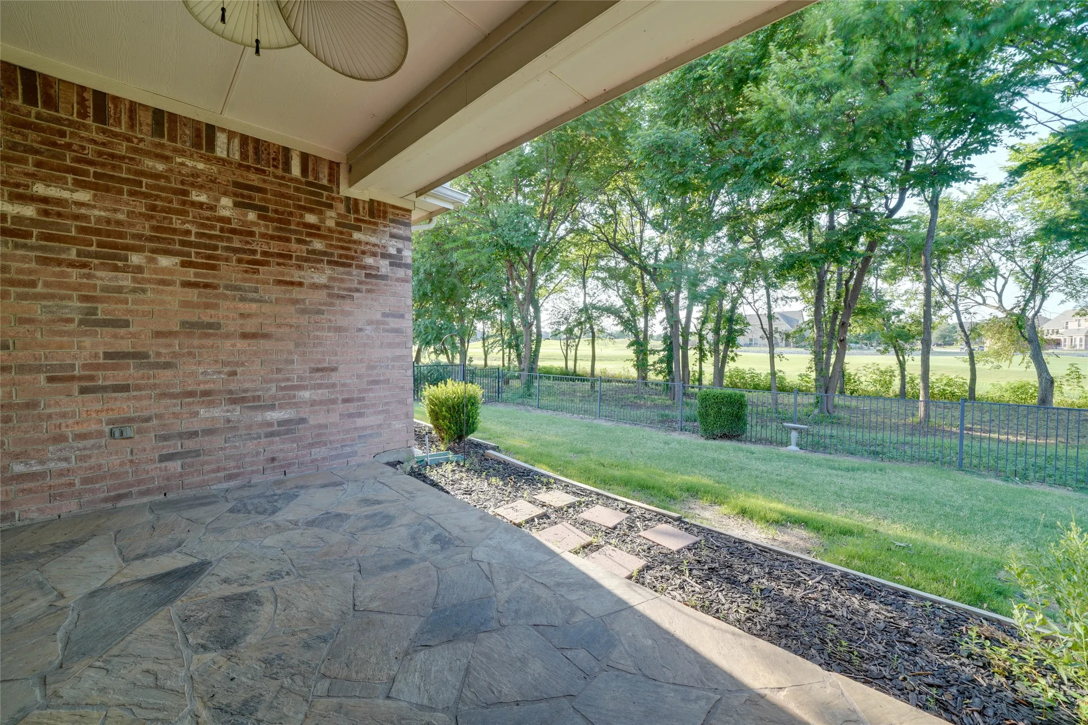 Single Family Residence For Rent in Collin County , 9724 Water Tree Drive, Mc Kinney, Texas 75072, 3 Bedroom, 2 Bathroom, 2 Garage spaces, 2,262 Sqft, built in 2004, mls#21347324, Real Estate Agent in Mc Kinney, Homes For Rent in Collin county, Homes For Rent in Mc Kinney, Realtor in Mc Kinney Texas, Real Estate Brokerage Independent Realty Texas, Luminita Cordes Realtor