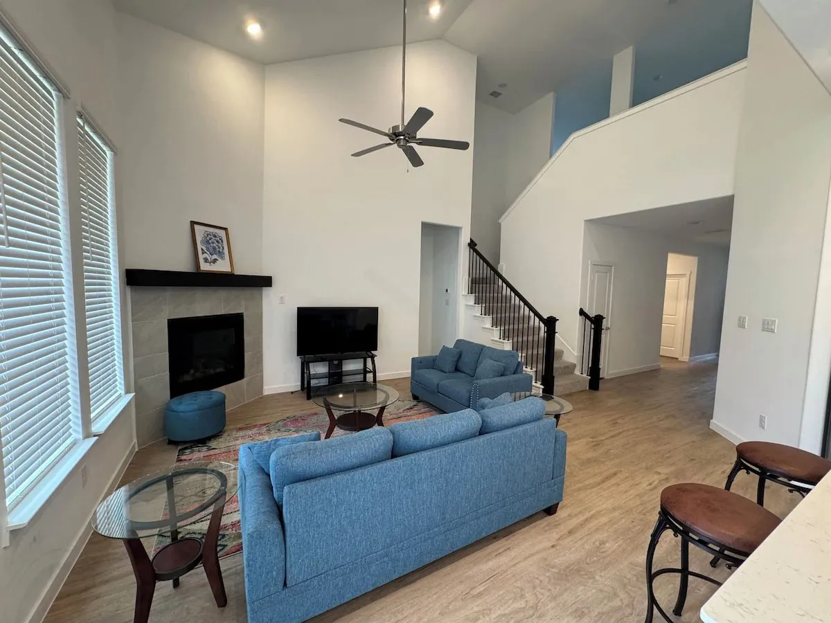 Single Family Residence For Rent in Denton County , 229 Invermore Drive, Little Elm, Texas 75068, 4 Bedrooms, 4 Bathrooms, 2 Garage spaces, 3,548 Sqft, built in 2024, Price $2,800, mls#21347338, Real Estate Agent in Little Elm, Homes For Rent in Denton county, Homes For Rent in Little Elm, Realtor in Little Elm Texas, Real Estate Brokerage Independent Realty Texas, Luminita Cordes Realtor