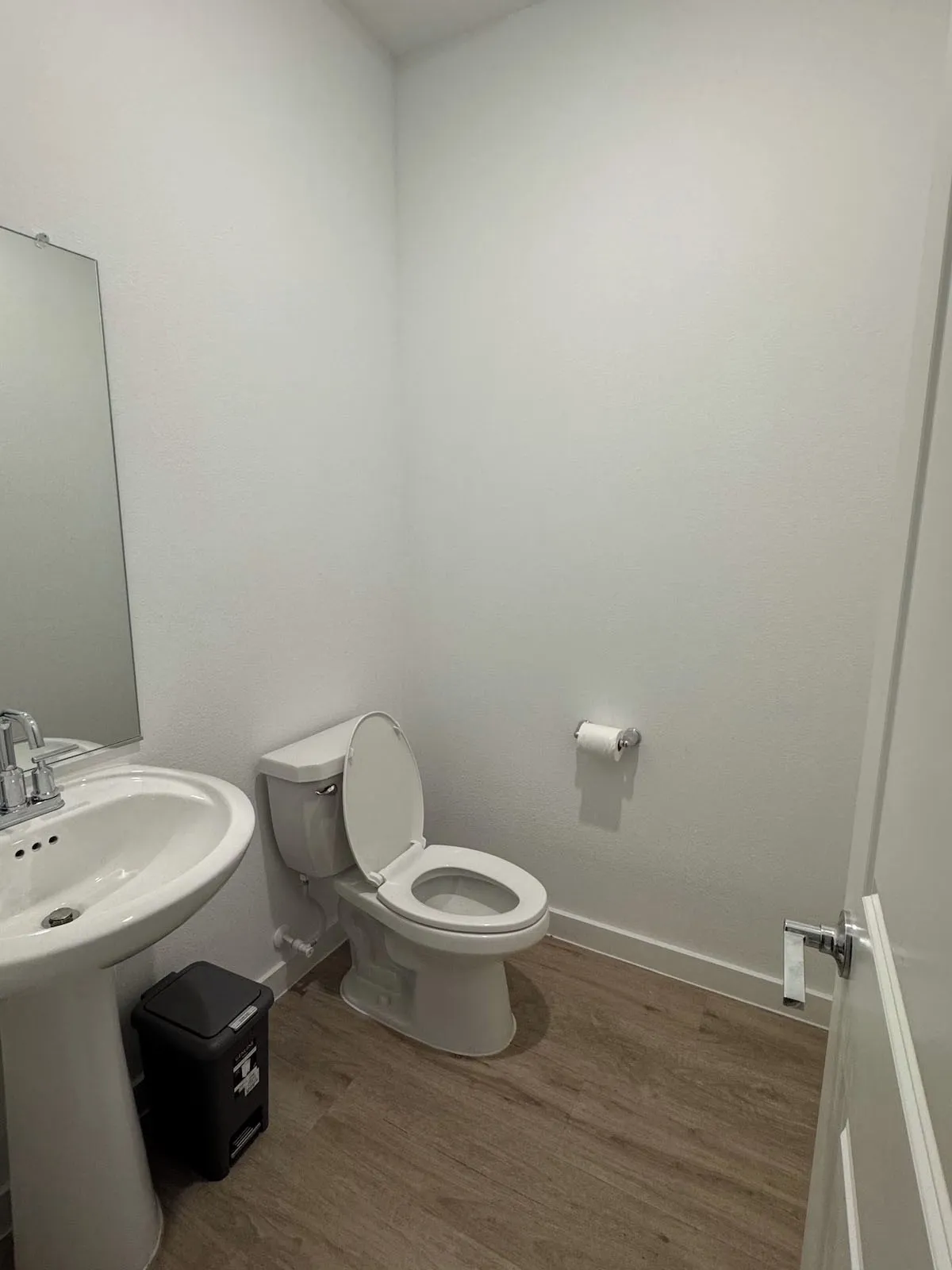 Single Family Residence For Rent in Denton County , 229 Invermore Drive, Little Elm, Texas 75068, 4 Bedrooms, 4 Bathrooms, 2 Garage spaces, 3,548 Sqft, built in 2024, Price $2,800, mls#21347338, Real Estate Agent in Little Elm, Homes For Rent in Denton county, Homes For Rent in Little Elm, Realtor in Little Elm Texas, Real Estate Brokerage Independent Realty Texas, Luminita Cordes Realtor