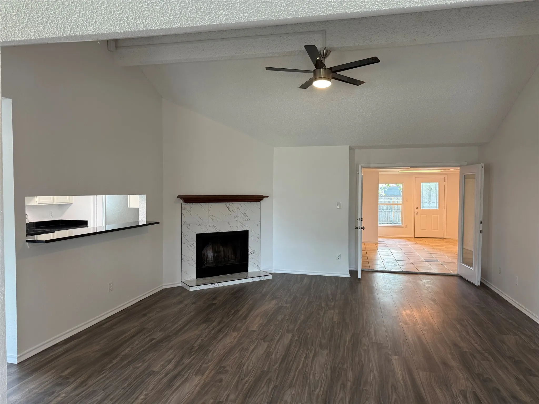 Single Family Residence For Rent in Dallas County , 206 E Ridgegate Drive, Garland, Texas 75040, 4 Bedroom, 2 Bathroom, 2 Garage spaces, 2,130 Sqft, built in 1984, mls#21347344, Real Estate Agent in Garland, Homes For Rent in Dallas county, Homes For Rent in Garland, Realtor in Garland Texas, Real Estate Brokerage Independent Realty Texas, Luminita Cordes Realtor
