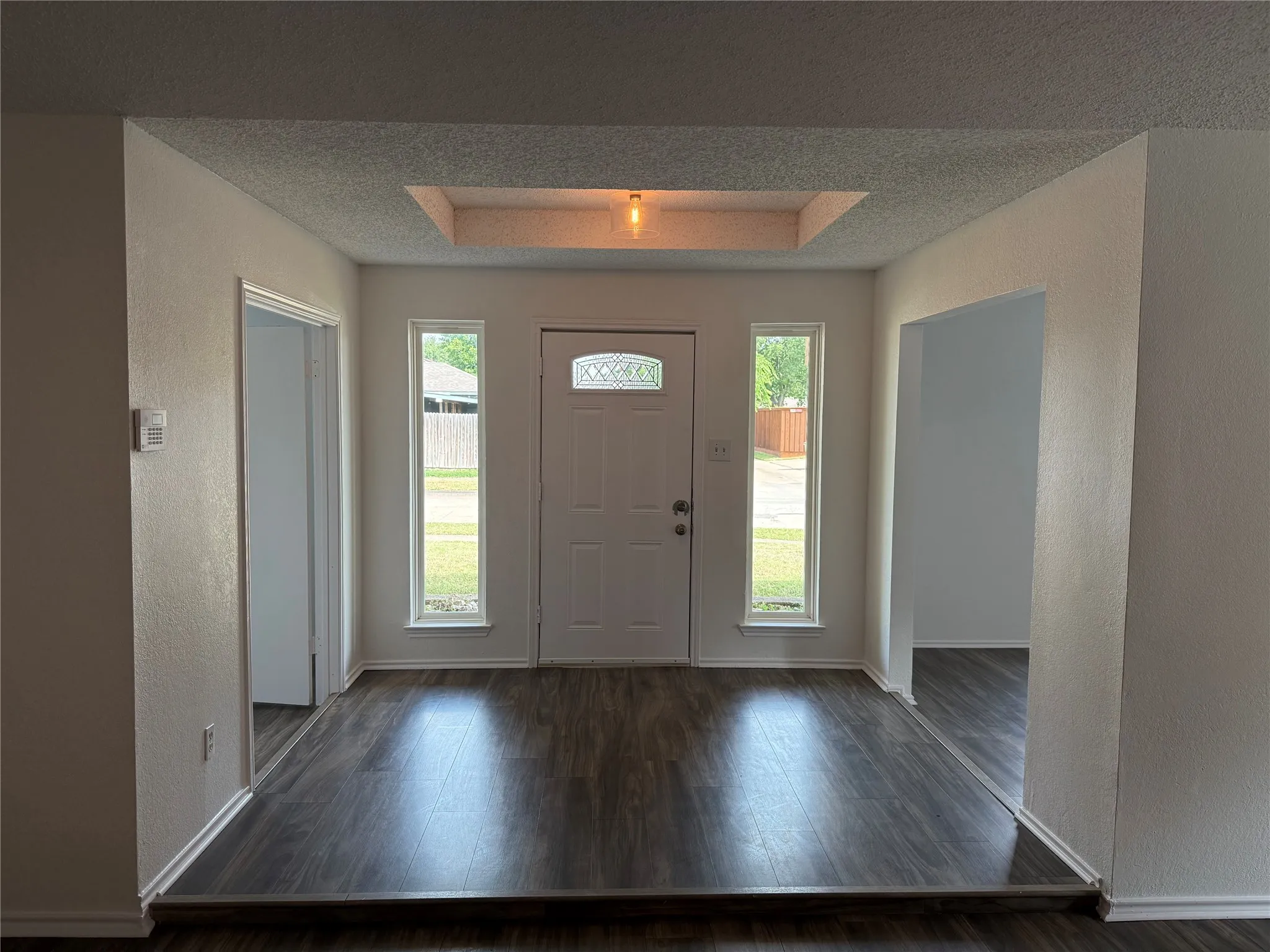 Single Family Residence For Rent in Dallas County , 206 E Ridgegate Drive, Garland, Texas 75040, 4 Bedroom, 2 Bathroom, 2 Garage spaces, 2,130 Sqft, built in 1984, mls#21347344, Real Estate Agent in Garland, Homes For Rent in Dallas county, Homes For Rent in Garland, Realtor in Garland Texas, Real Estate Brokerage Independent Realty Texas, Luminita Cordes Realtor