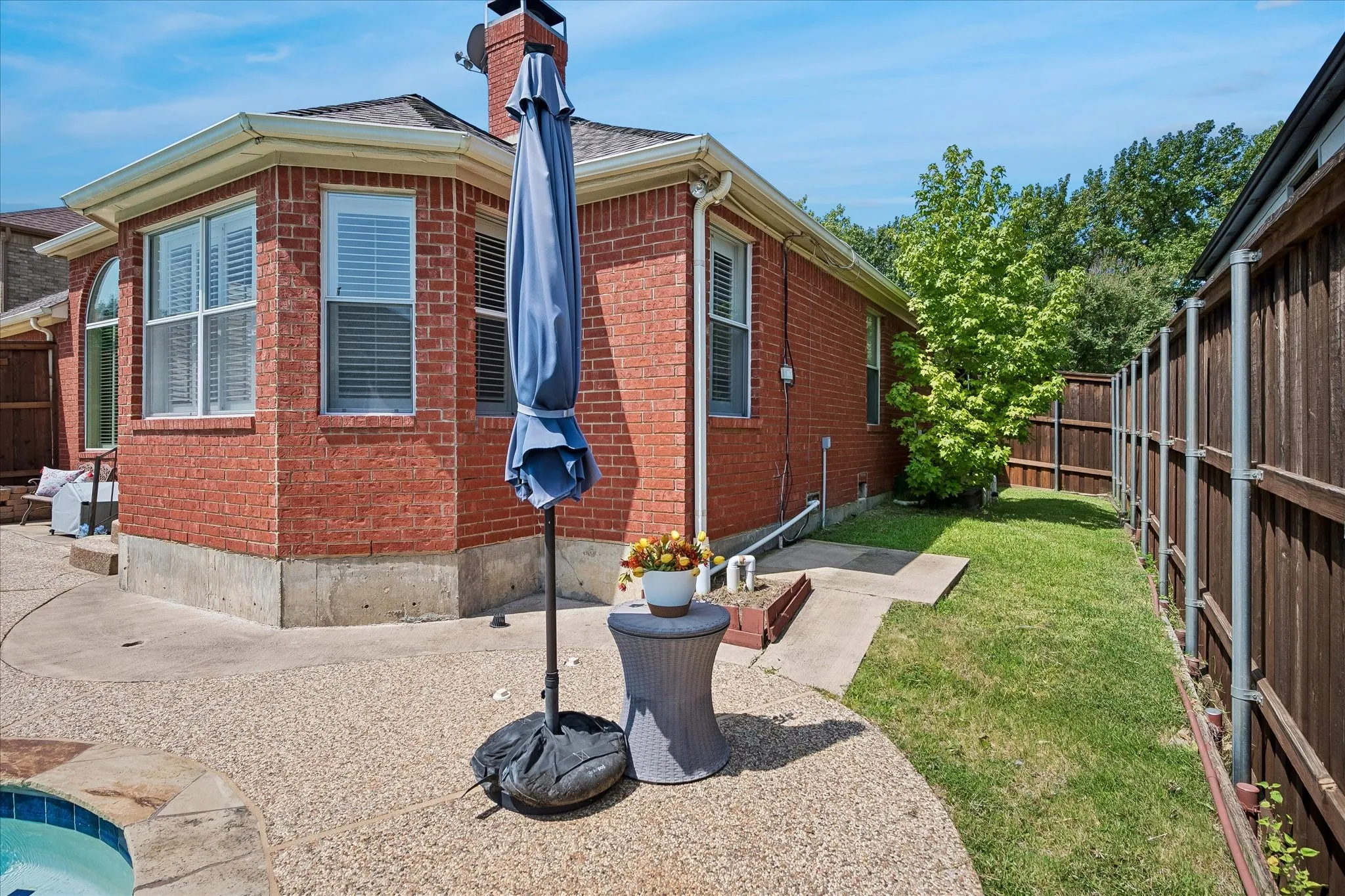 Single Family Residence For Sale in Dallas County , 7710 Sweetgum Drive, Irving, Texas 75063, 4 Bedroom, 3 Bathroom, 2 Garage spaces, 3,239 Sqft, built in 1991, mls#21345942, Real Estate Agent in Irving, Homes For Sale in Dallas county, Homes For Sale in Irving, Realtor in Irving Texas, Real Estate Brokerage Independent Realty Texas, Luminita Cordes Realtor