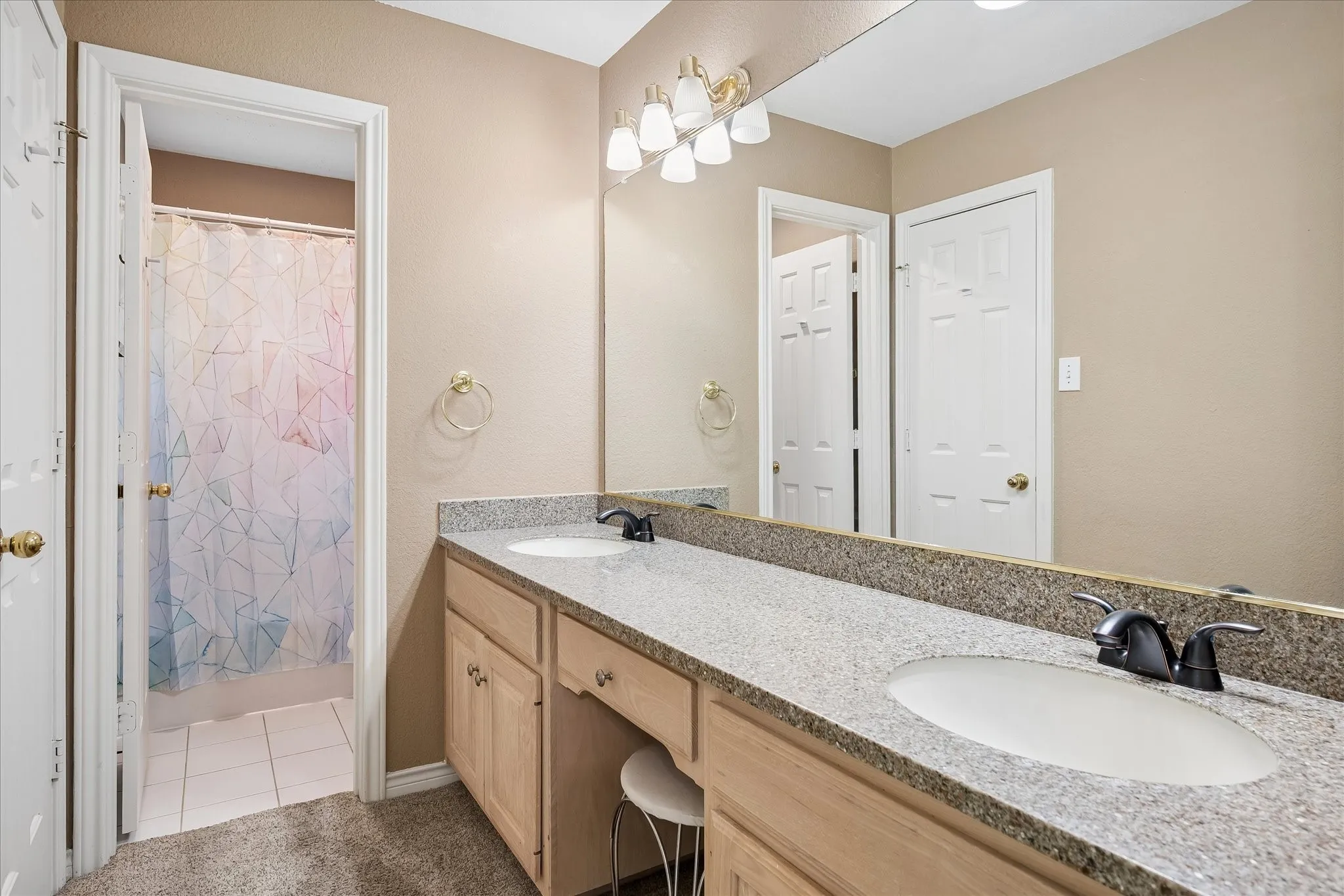 Single Family Residence For Sale in Dallas County , 7710 Sweetgum Drive, Irving, Texas 75063, 4 Bedroom, 3 Bathroom, 2 Garage spaces, 3,239 Sqft, built in 1991, mls#21345942, Real Estate Agent in Irving, Homes For Sale in Dallas county, Homes For Sale in Irving, Realtor in Irving Texas, Real Estate Brokerage Independent Realty Texas, Luminita Cordes Realtor