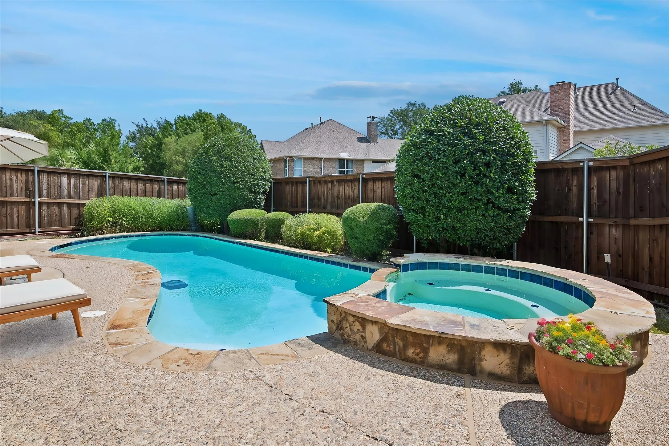 Single Family Residence For Sale in Dallas County , 7710 Sweetgum Drive, Irving, Texas 75063, 4 Bedroom, 3 Bathroom, 2 Garage spaces, 3,239 Sqft, built in 1991, mls#21345942, Real Estate Agent in Irving, Homes For Sale in Dallas county, Homes For Sale in Irving, Realtor in Irving Texas, Real Estate Brokerage Independent Realty Texas, Luminita Cordes Realtor