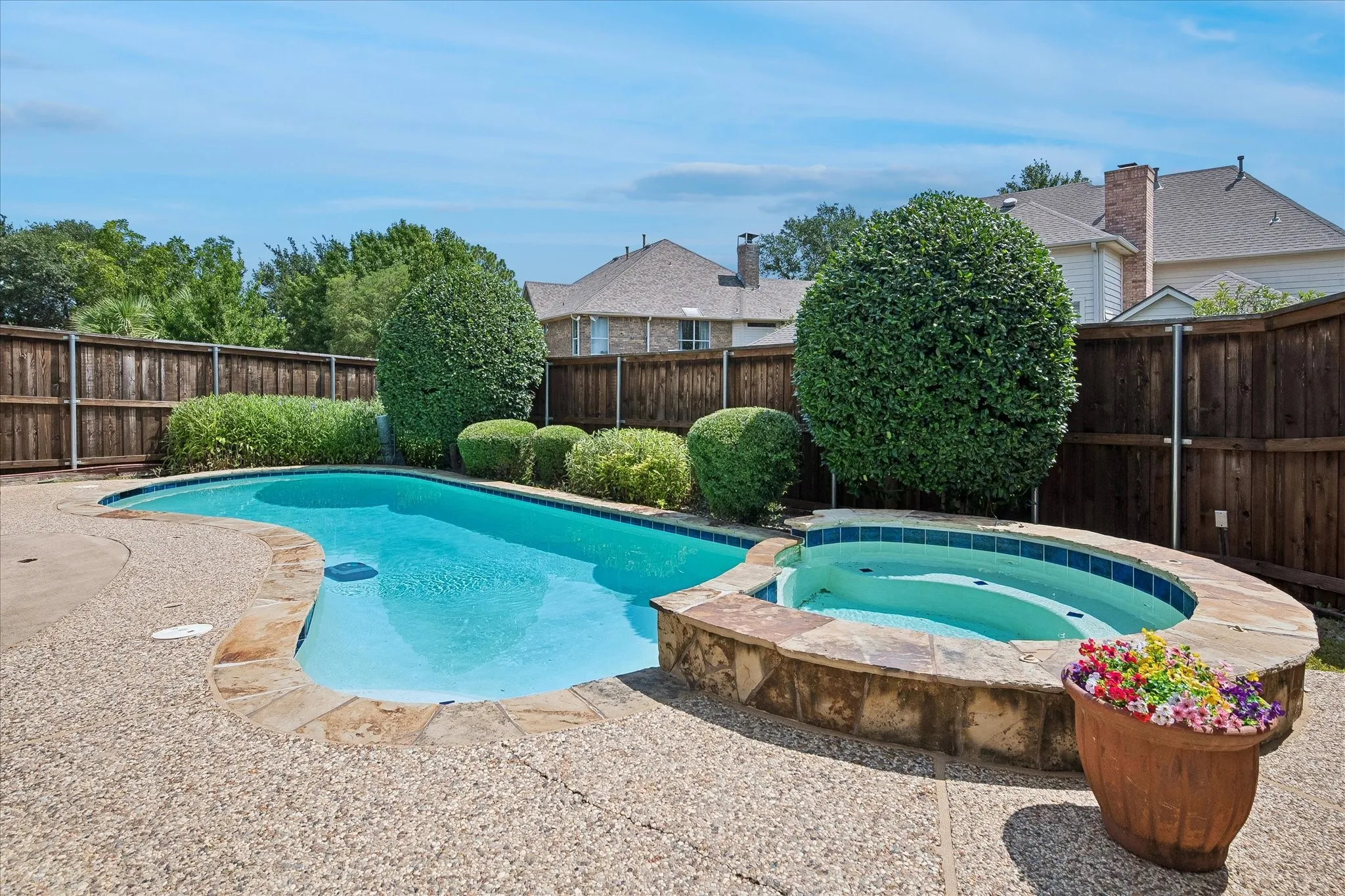 Single Family Residence For Sale in Dallas County , 7710 Sweetgum Drive, Irving, Texas 75063, 4 Bedroom, 3 Bathroom, 2 Garage spaces, 3,239 Sqft, built in 1991, mls#21345942, Real Estate Agent in Irving, Homes For Sale in Dallas county, Homes For Sale in Irving, Realtor in Irving Texas, Real Estate Brokerage Independent Realty Texas, Luminita Cordes Realtor
