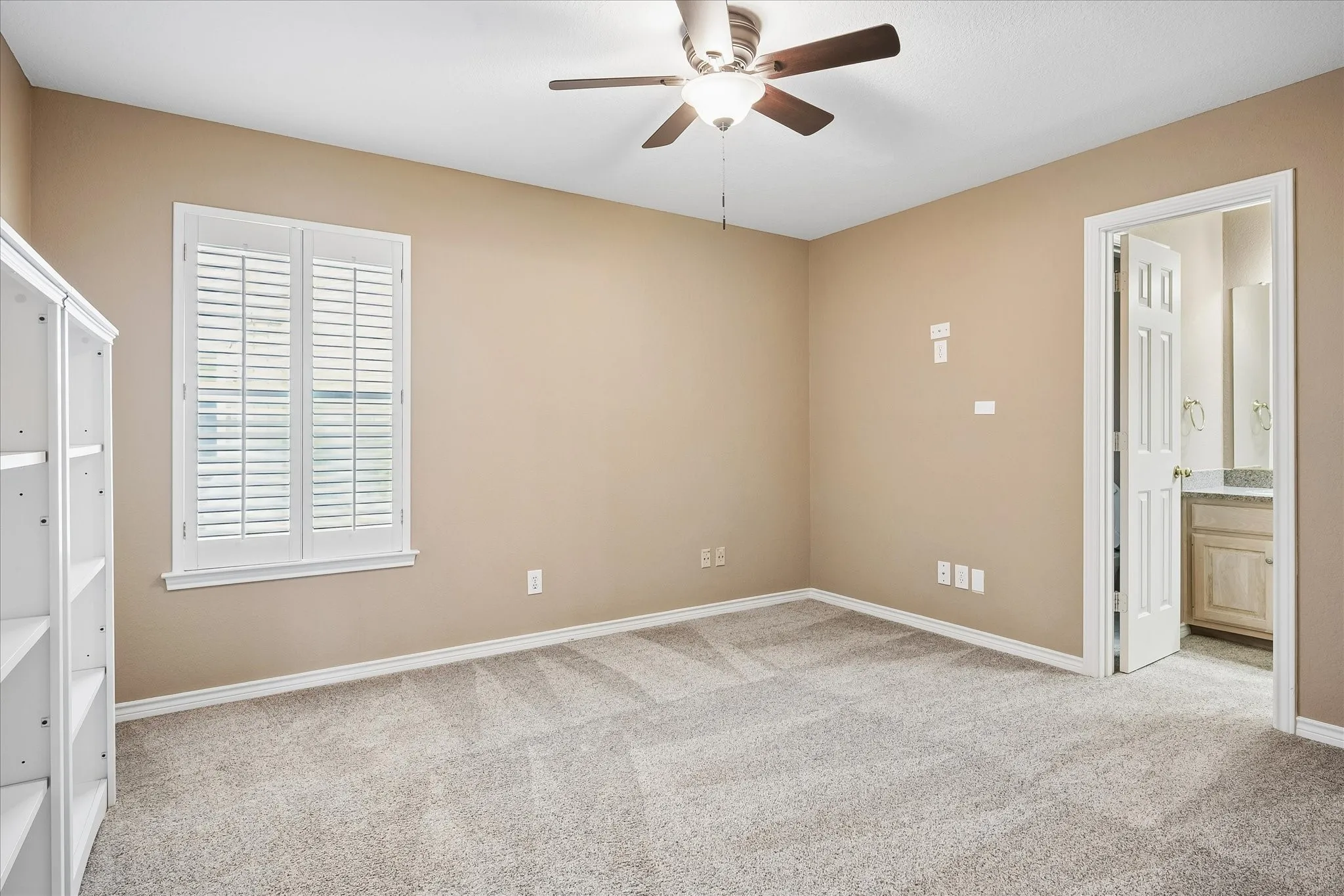 Single Family Residence For Sale in Dallas County , 7710 Sweetgum Drive, Irving, Texas 75063, 4 Bedroom, 3 Bathroom, 2 Garage spaces, 3,239 Sqft, built in 1991, mls#21345942, Real Estate Agent in Irving, Homes For Sale in Dallas county, Homes For Sale in Irving, Realtor in Irving Texas, Real Estate Brokerage Independent Realty Texas, Luminita Cordes Realtor