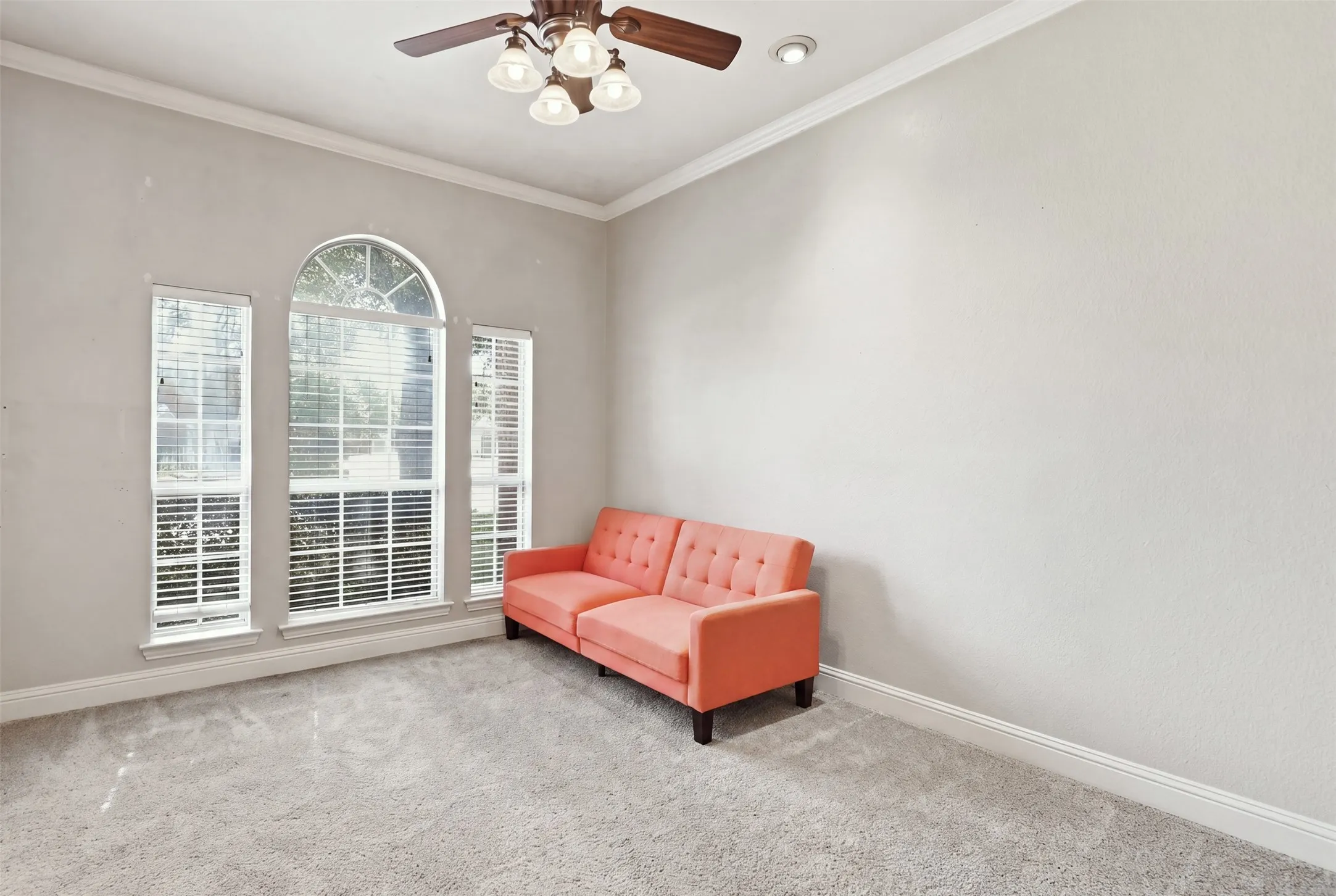 Single Family Residence For Sale in Collin County , 5205 Teddington Park Drive, Plano, Texas 75023, 4 Bedroom, 2 Bathroom, 2 Garage spaces, 2,397 Sqft, built in 1995, mls#21338261, Real Estate Agent in Plano, Homes For Sale in Collin county, Homes For Sale in Plano, Realtor in Plano Texas, Real Estate Brokerage Independent Realty Texas, Luminita Cordes Realtor