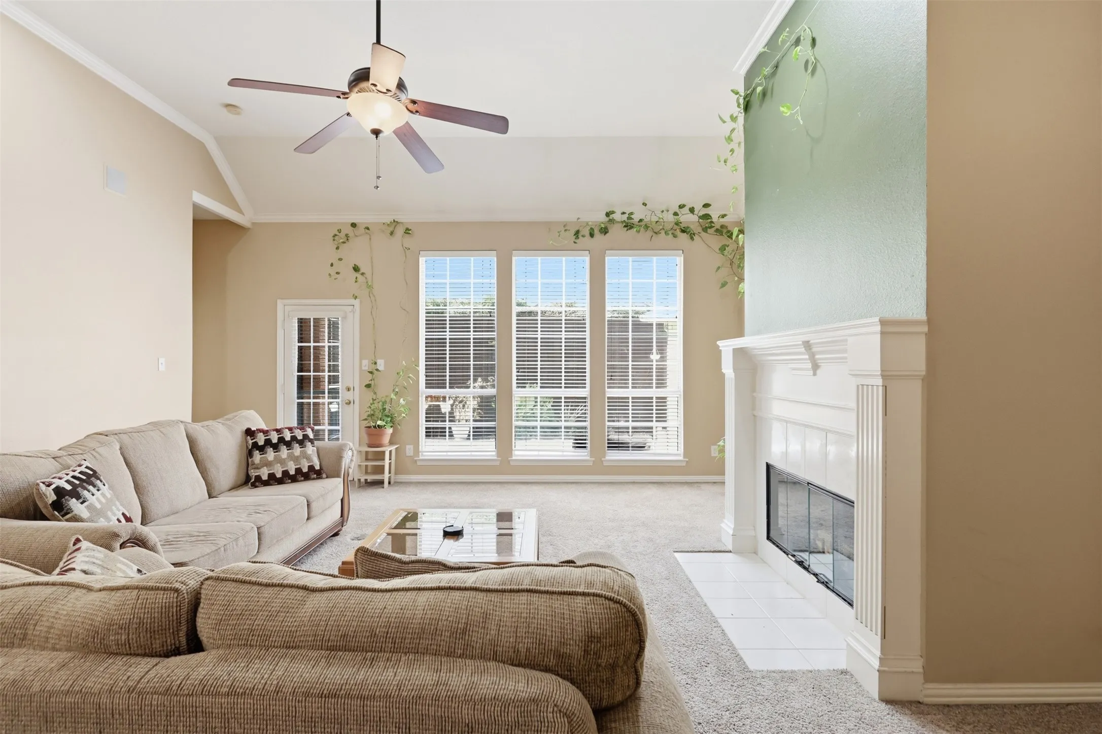 Single Family Residence For Sale in Collin County , 5205 Teddington Park Drive, Plano, Texas 75023, 4 Bedroom, 2 Bathroom, 2 Garage spaces, 2,397 Sqft, built in 1995, mls#21338261, Real Estate Agent in Plano, Homes For Sale in Collin county, Homes For Sale in Plano, Realtor in Plano Texas, Real Estate Brokerage Independent Realty Texas, Luminita Cordes Realtor