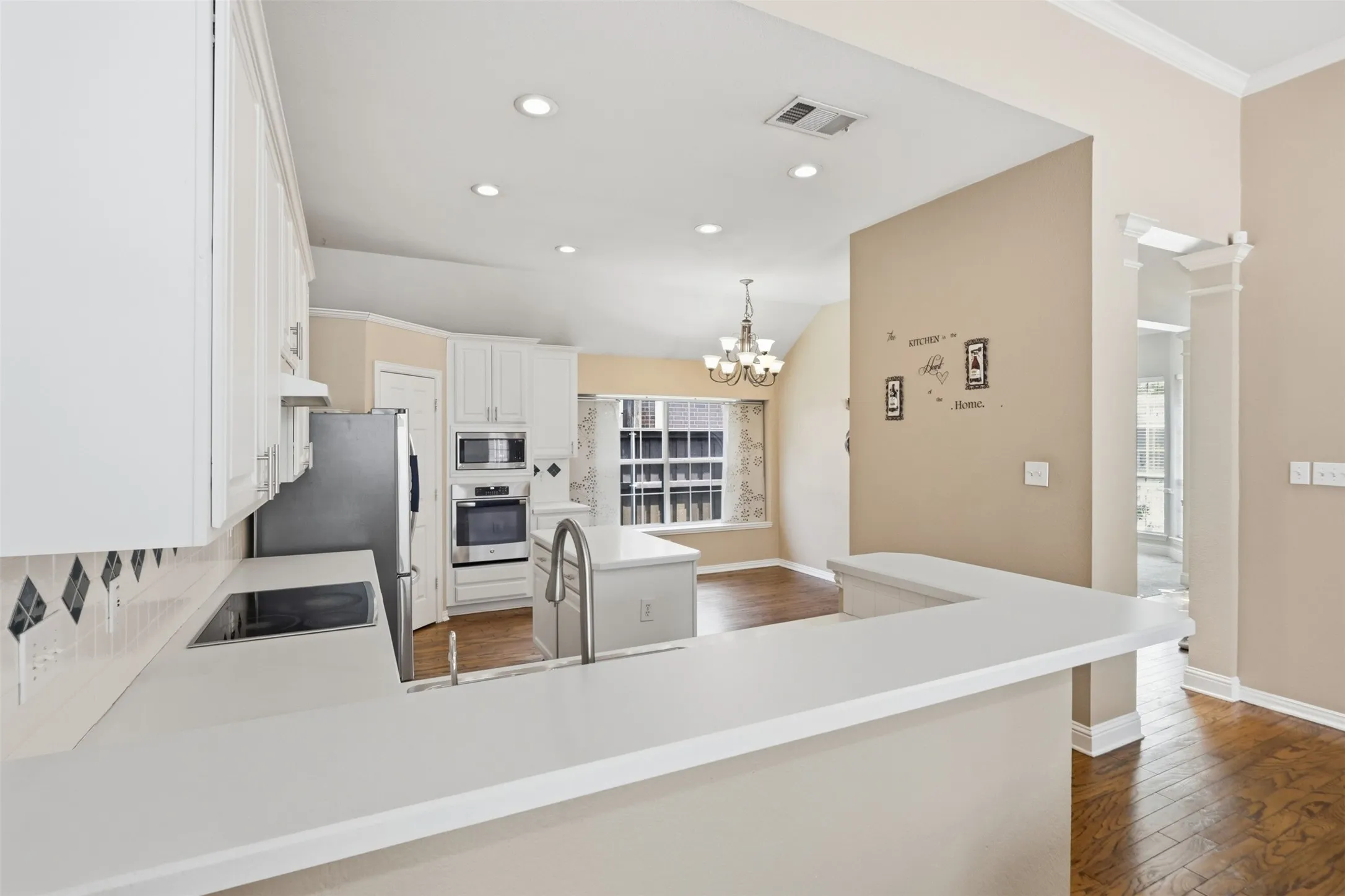 Single Family Residence For Sale in Collin County , 5205 Teddington Park Drive, Plano, Texas 75023, 4 Bedroom, 2 Bathroom, 2 Garage spaces, 2,397 Sqft, built in 1995, mls#21338261, Real Estate Agent in Plano, Homes For Sale in Collin county, Homes For Sale in Plano, Realtor in Plano Texas, Real Estate Brokerage Independent Realty Texas, Luminita Cordes Realtor