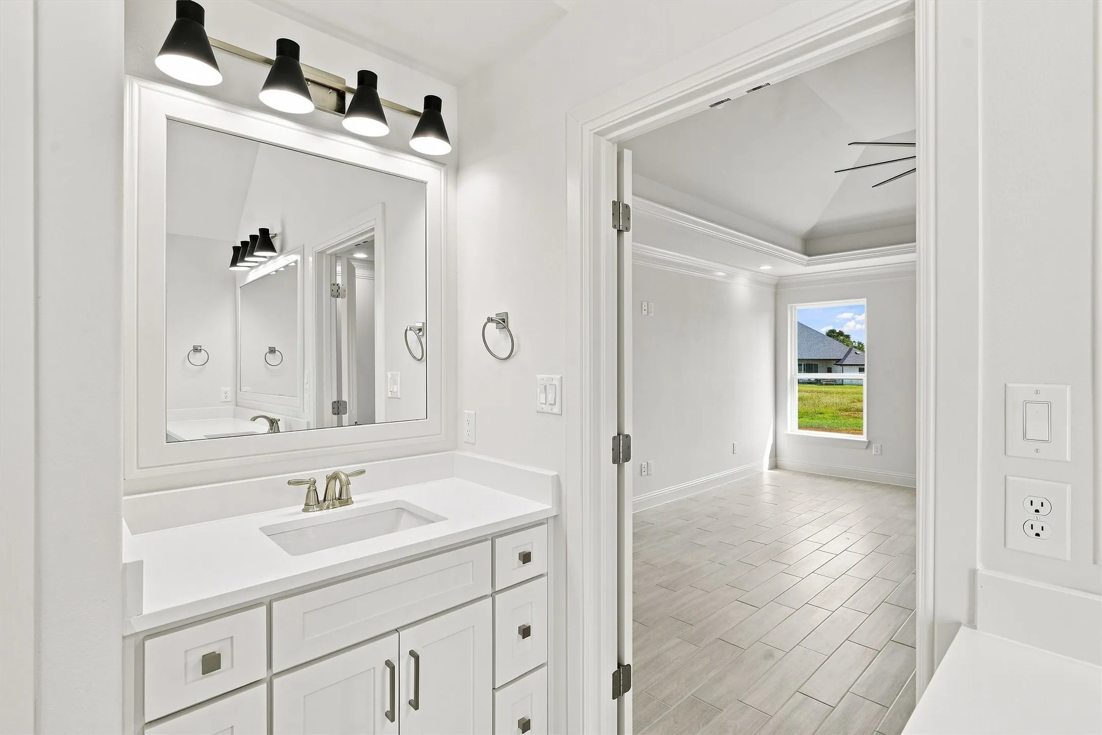 Single Family Residence For Sale in Hood County , 104 Hazlewood Court, Granbury, Texas 76049, 4 Bedroom, 3 Bathroom, 3 Garage spaces, 2,467 Sqft, built in 2026, mls#21342542, Real Estate Agent in Granbury, Homes For Sale in Hood county, Homes For Sale in Granbury, Realtor in Granbury Texas, Real Estate Brokerage Independent Realty Texas, Luminita Cordes Realtor