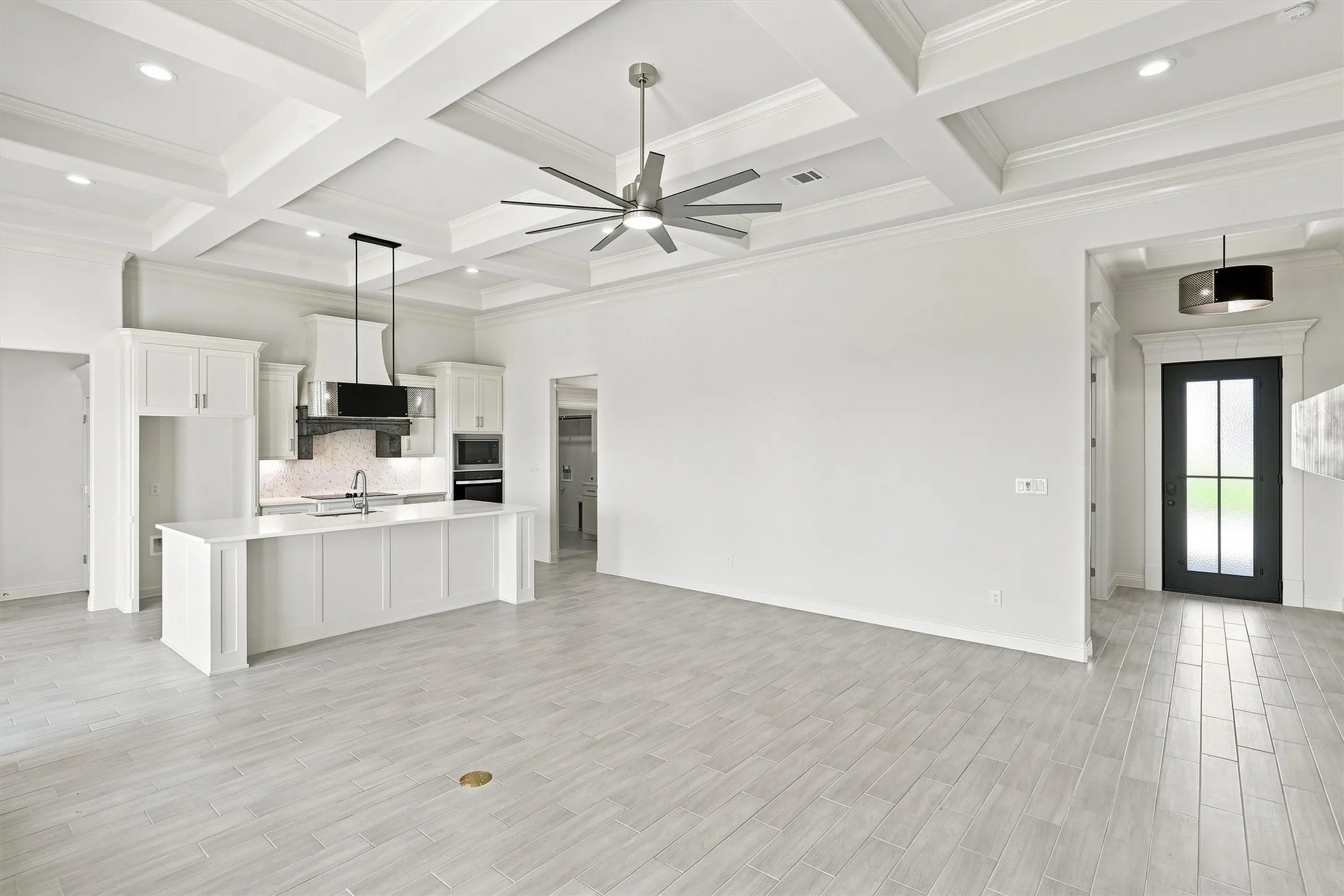 Single Family Residence For Sale in Hood County , 104 Hazlewood Court, Granbury, Texas 76049, 4 Bedroom, 3 Bathroom, 3 Garage spaces, 2,467 Sqft, built in 2026, mls#21342542, Real Estate Agent in Granbury, Homes For Sale in Hood county, Homes For Sale in Granbury, Realtor in Granbury Texas, Real Estate Brokerage Independent Realty Texas, Luminita Cordes Realtor