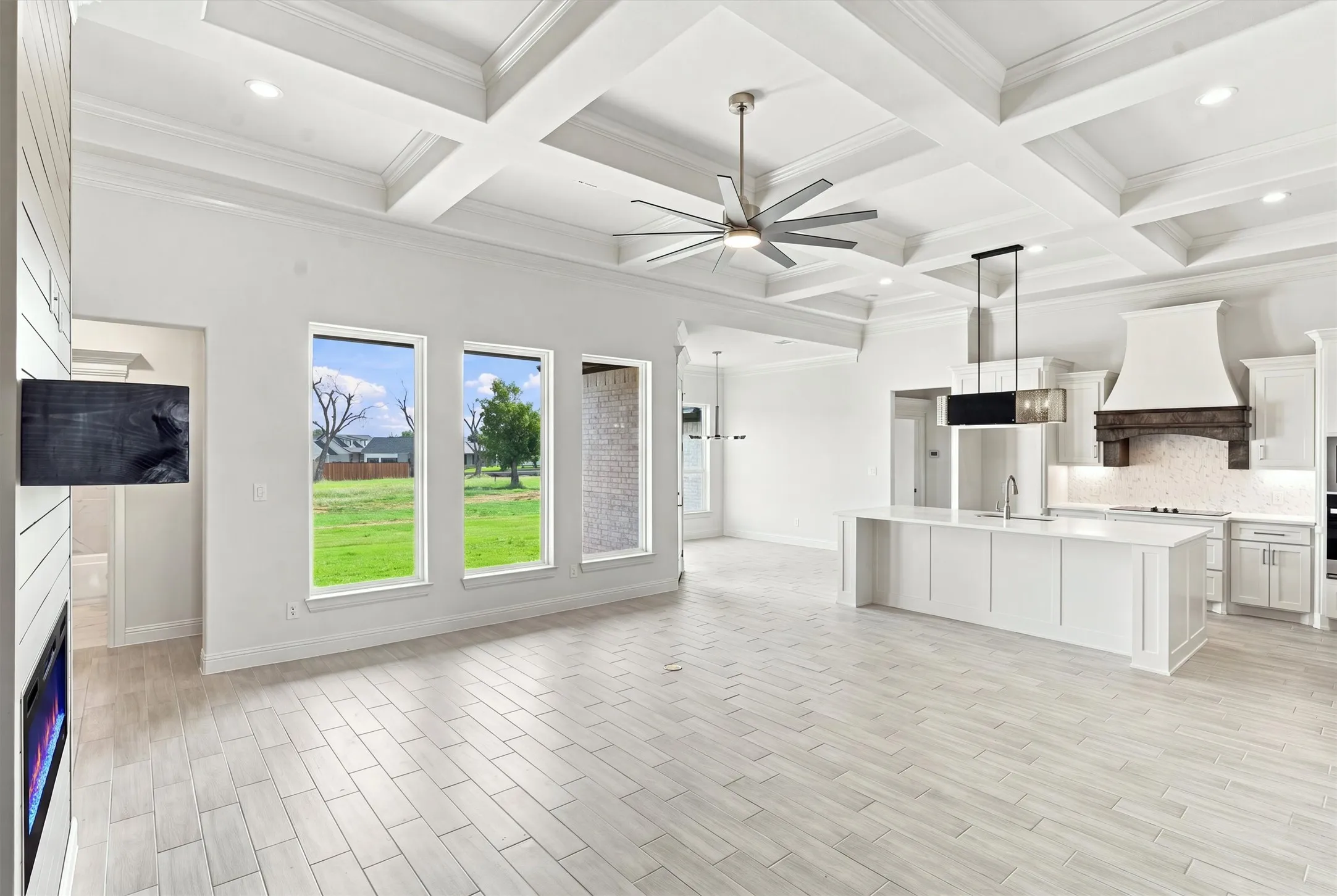 Single Family Residence For Sale in Hood County , 104 Hazlewood Court, Granbury, Texas 76049, 4 Bedroom, 3 Bathroom, 3 Garage spaces, 2,467 Sqft, built in 2026, mls#21342542, Real Estate Agent in Granbury, Homes For Sale in Hood county, Homes For Sale in Granbury, Realtor in Granbury Texas, Real Estate Brokerage Independent Realty Texas, Luminita Cordes Realtor