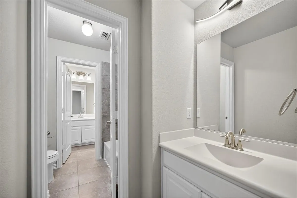 Single Family Residence For Sale in Collin County , 4250 Salado Creek Way, Celina, Texas 75078, 5 Bedroom, 5 Bathroom, 2 Garage spaces, 4,080 Sqft, built in 2016, mls#21347308, Real Estate Agent in Celina, Homes For Sale in Collin county, Homes For Sale in Celina, Realtor in Celina Texas, Real Estate Brokerage Independent Realty Texas, Luminita Cordes Realtor