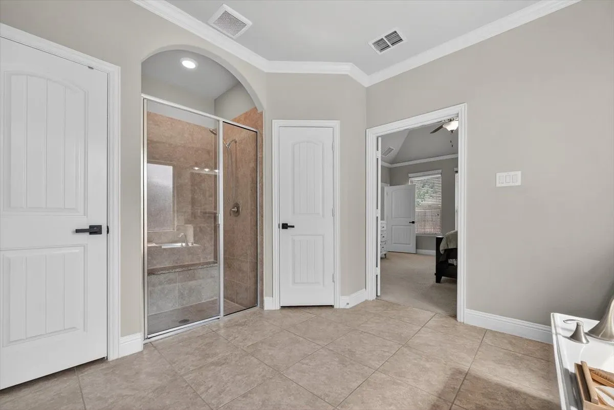 Single Family Residence For Sale in Collin County , 4250 Salado Creek Way, Celina, Texas 75078, 5 Bedroom, 5 Bathroom, 2 Garage spaces, 4,080 Sqft, built in 2016, mls#21347308, Real Estate Agent in Celina, Homes For Sale in Collin county, Homes For Sale in Celina, Realtor in Celina Texas, Real Estate Brokerage Independent Realty Texas, Luminita Cordes Realtor