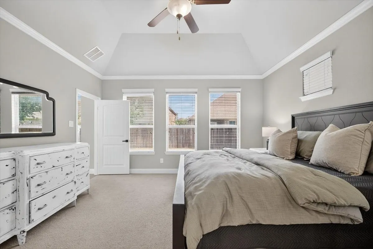 Single Family Residence For Sale in Collin County , 4250 Salado Creek Way, Celina, Texas 75078, 5 Bedroom, 5 Bathroom, 2 Garage spaces, 4,080 Sqft, built in 2016, mls#21347308, Real Estate Agent in Celina, Homes For Sale in Collin county, Homes For Sale in Celina, Realtor in Celina Texas, Real Estate Brokerage Independent Realty Texas, Luminita Cordes Realtor