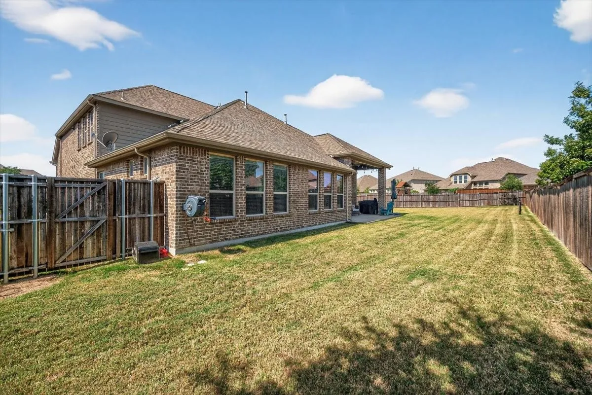Single Family Residence For Sale in Collin County , 4250 Salado Creek Way, Celina, Texas 75078, 5 Bedroom, 5 Bathroom, 2 Garage spaces, 4,080 Sqft, built in 2016, mls#21347308, Real Estate Agent in Celina, Homes For Sale in Collin county, Homes For Sale in Celina, Realtor in Celina Texas, Real Estate Brokerage Independent Realty Texas, Luminita Cordes Realtor