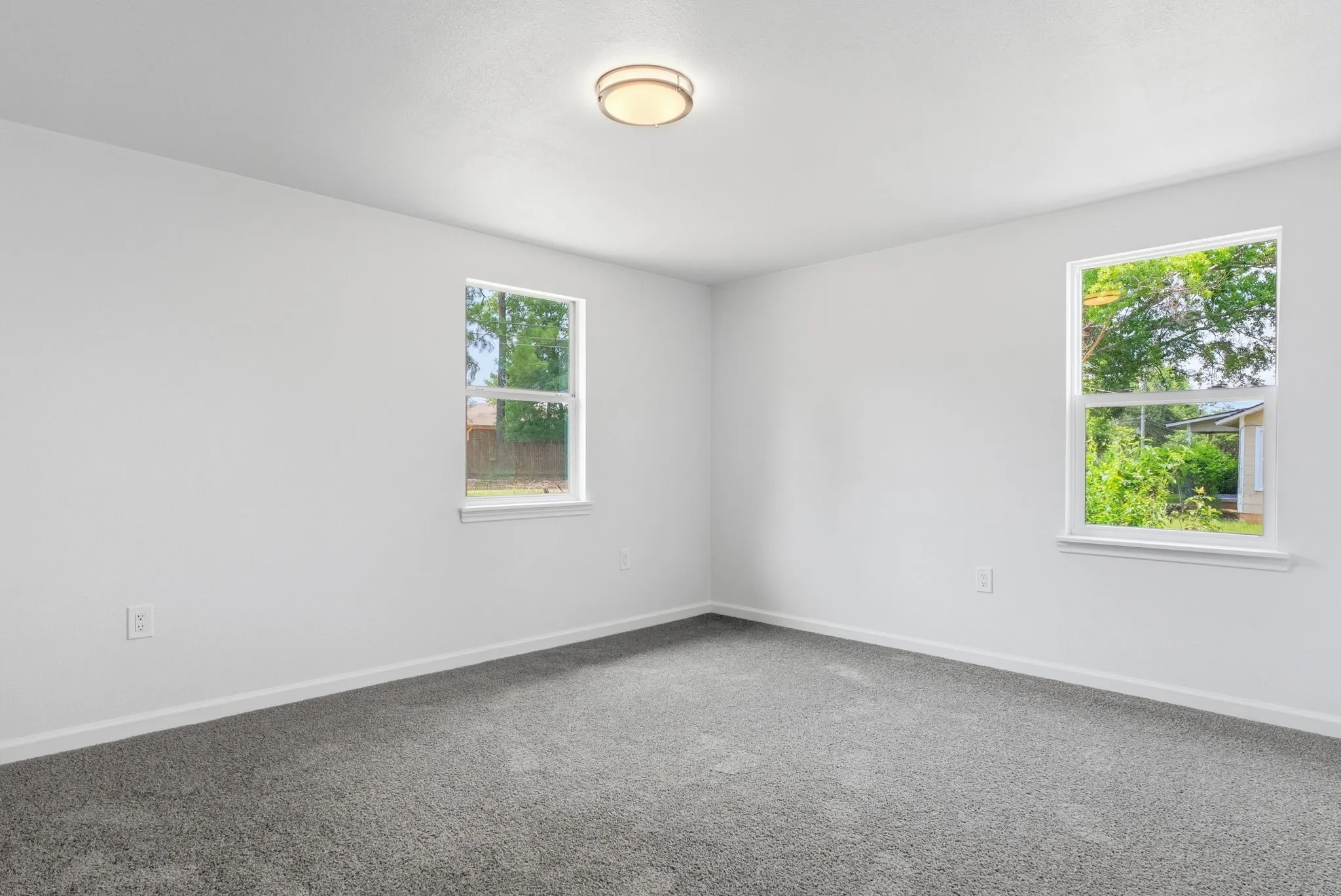 Single Family Residence For Sale in Smith County , 2621 Cotten Road, Tyler, Texas 75704, 4 Bedrooms, 2 Bathrooms, Garage spaces, 2,128 Sqft, built in 2012, Price $259,000, mls#21317667, Real Estate Agent in Tyler, Homes For Sale in Smith county, Homes For Sale in Tyler, Realtor in Tyler Texas, Real Estate Brokerage Independent Realty Texas, Luminita Cordes Realtor