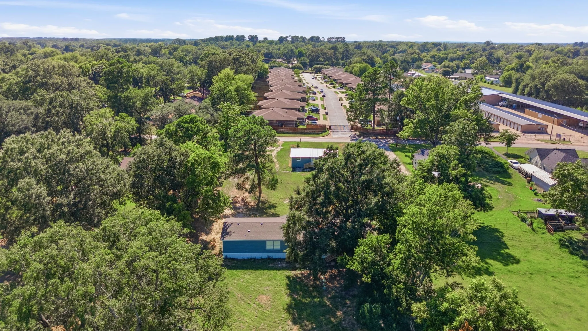 Single Family Residence For Sale in Smith County , 2621 Cotten Road, Tyler, Texas 75704, 4 Bedrooms, 2 Bathrooms, Garage spaces, 2,128 Sqft, built in 2012, Price $259,000, mls#21317667, Real Estate Agent in Tyler, Homes For Sale in Smith county, Homes For Sale in Tyler, Realtor in Tyler Texas, Real Estate Brokerage Independent Realty Texas, Luminita Cordes Realtor