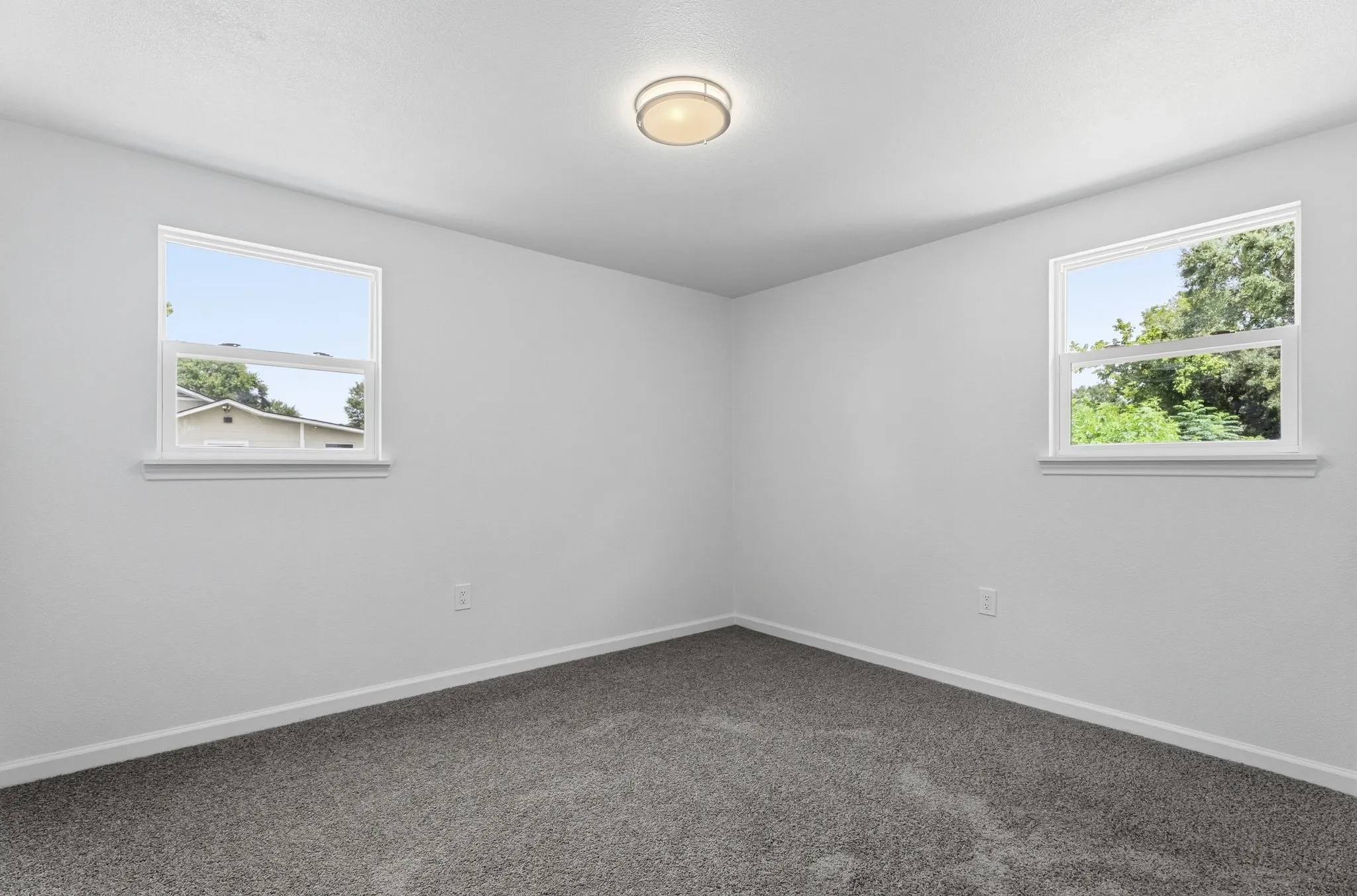 Single Family Residence For Sale in Smith County , 2621 Cotten Road, Tyler, Texas 75704, 4 Bedrooms, 2 Bathrooms, Garage spaces, 2,128 Sqft, built in 2012, Price $259,000, mls#21317667, Real Estate Agent in Tyler, Homes For Sale in Smith county, Homes For Sale in Tyler, Realtor in Tyler Texas, Real Estate Brokerage Independent Realty Texas, Luminita Cordes Realtor