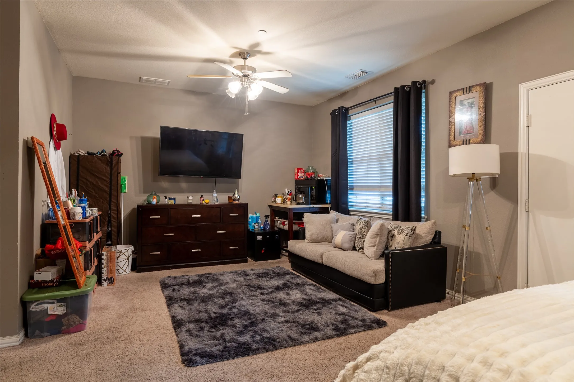 Single Family Residence For Sale in Denton County , 2529 Jacobson Drive, Lewisville, Texas 75067, 3 Bedroom, 4 Bathroom, 2 Garage spaces, 2,385 Sqft, built in 2007, mls#21347225, Real Estate Agent in Lewisville, Homes For Sale in Denton county, Homes For Sale in Lewisville, Realtor in Lewisville Texas, Real Estate Brokerage Independent Realty Texas, Luminita Cordes Realtor