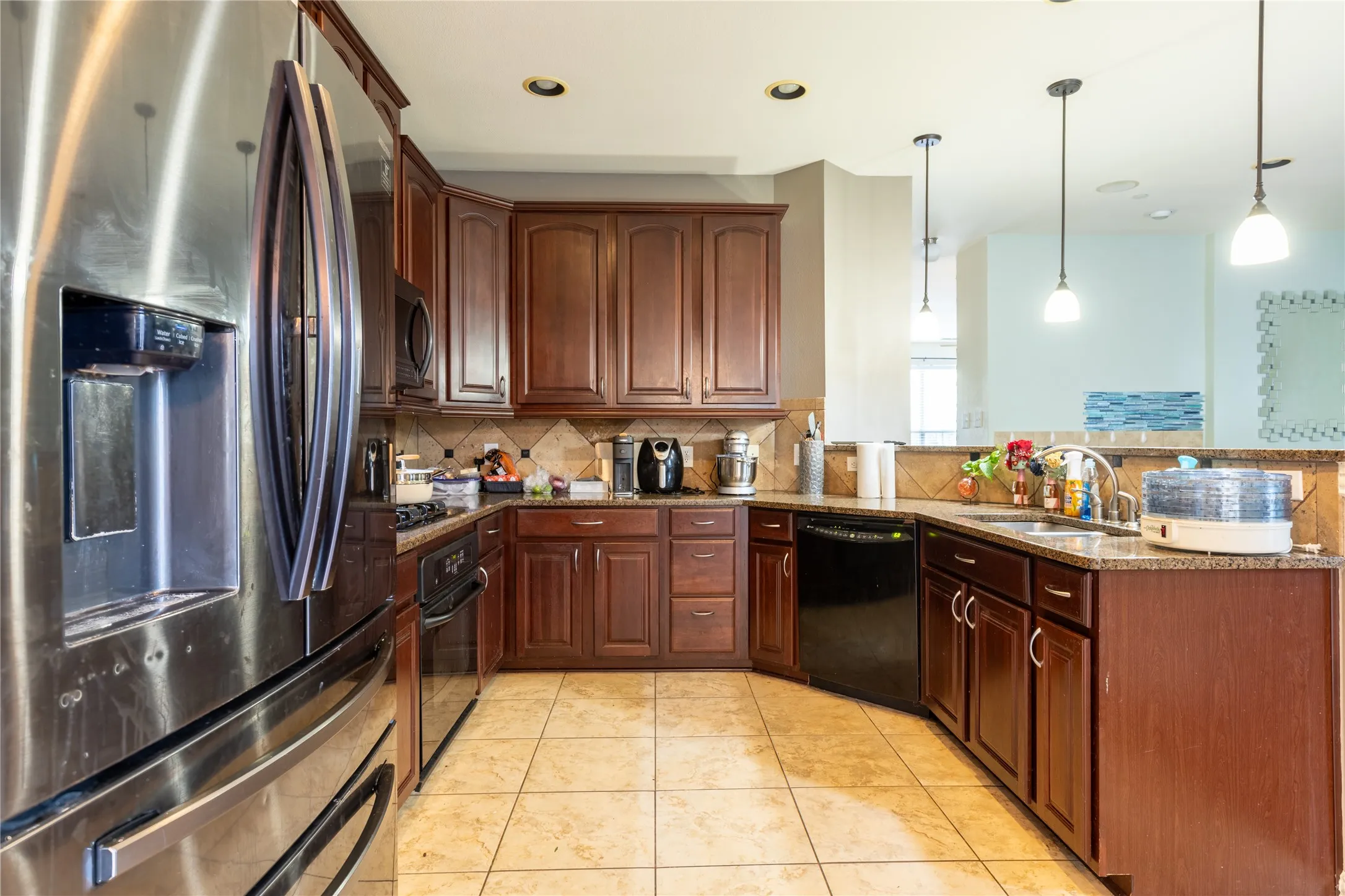 Single Family Residence For Sale in Denton County , 2529 Jacobson Drive, Lewisville, Texas 75067, 3 Bedroom, 4 Bathroom, 2 Garage spaces, 2,385 Sqft, built in 2007, mls#21347225, Real Estate Agent in Lewisville, Homes For Sale in Denton county, Homes For Sale in Lewisville, Realtor in Lewisville Texas, Real Estate Brokerage Independent Realty Texas, Luminita Cordes Realtor