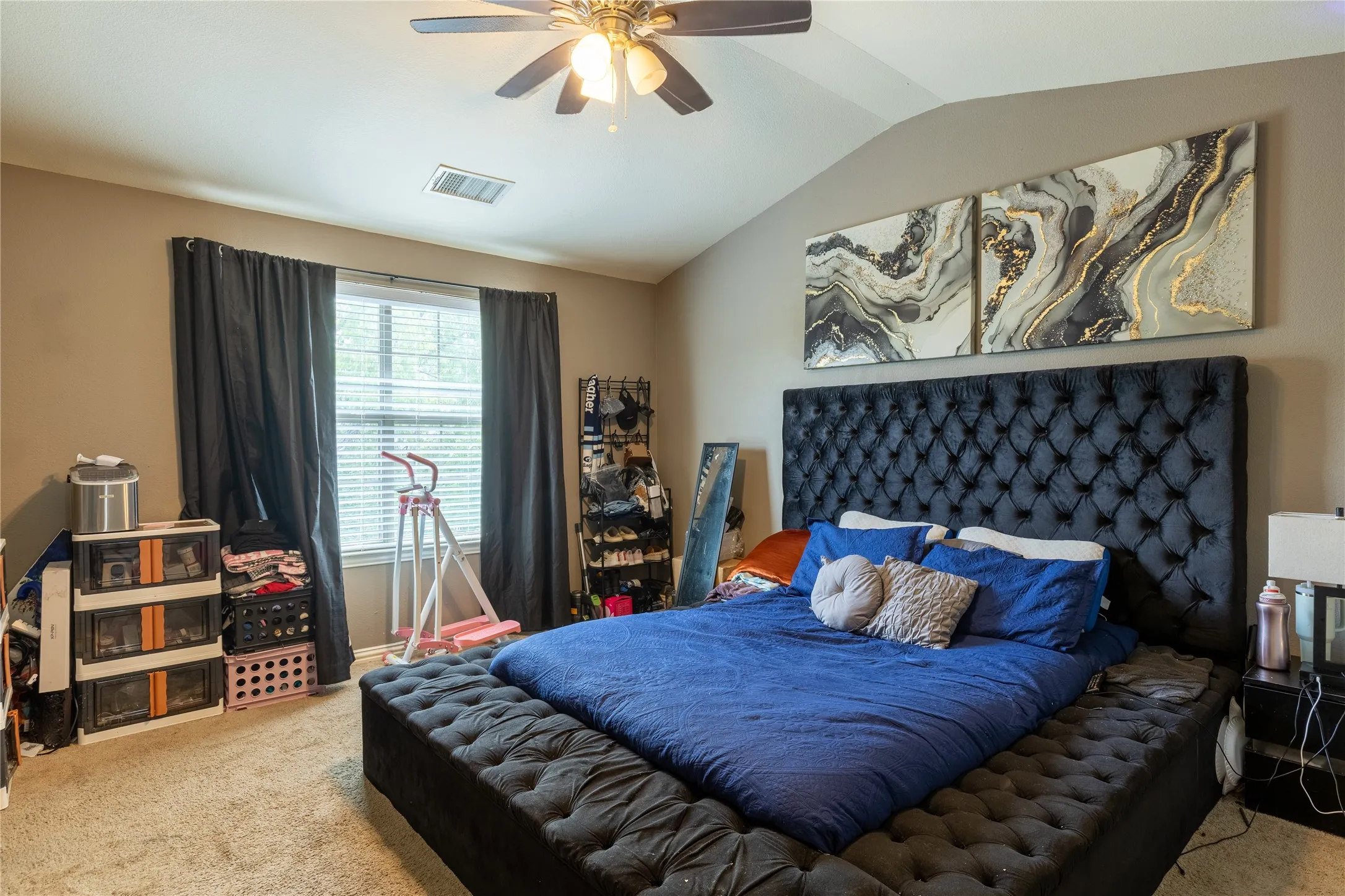 Single Family Residence For Sale in Denton County , 2529 Jacobson Drive, Lewisville, Texas 75067, 3 Bedroom, 4 Bathroom, 2 Garage spaces, 2,385 Sqft, built in 2007, mls#21347225, Real Estate Agent in Lewisville, Homes For Sale in Denton county, Homes For Sale in Lewisville, Realtor in Lewisville Texas, Real Estate Brokerage Independent Realty Texas, Luminita Cordes Realtor