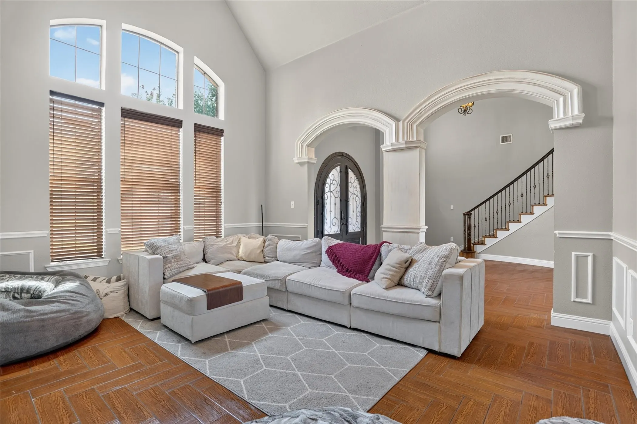 Single Family Residence For Sale in Tarrant County , 10808 Hawkins Home Boulevard, Benbrook, Texas 76126, 4 Bedroom, 5 Bathroom, 3 Garage spaces, 4,083 Sqft, built in 2004, mls#21347355, Real Estate Agent in Benbrook, Homes For Sale in Tarrant county, Homes For Sale in Benbrook, Realtor in Benbrook Texas, Real Estate Brokerage Independent Realty Texas, Luminita Cordes Realtor
