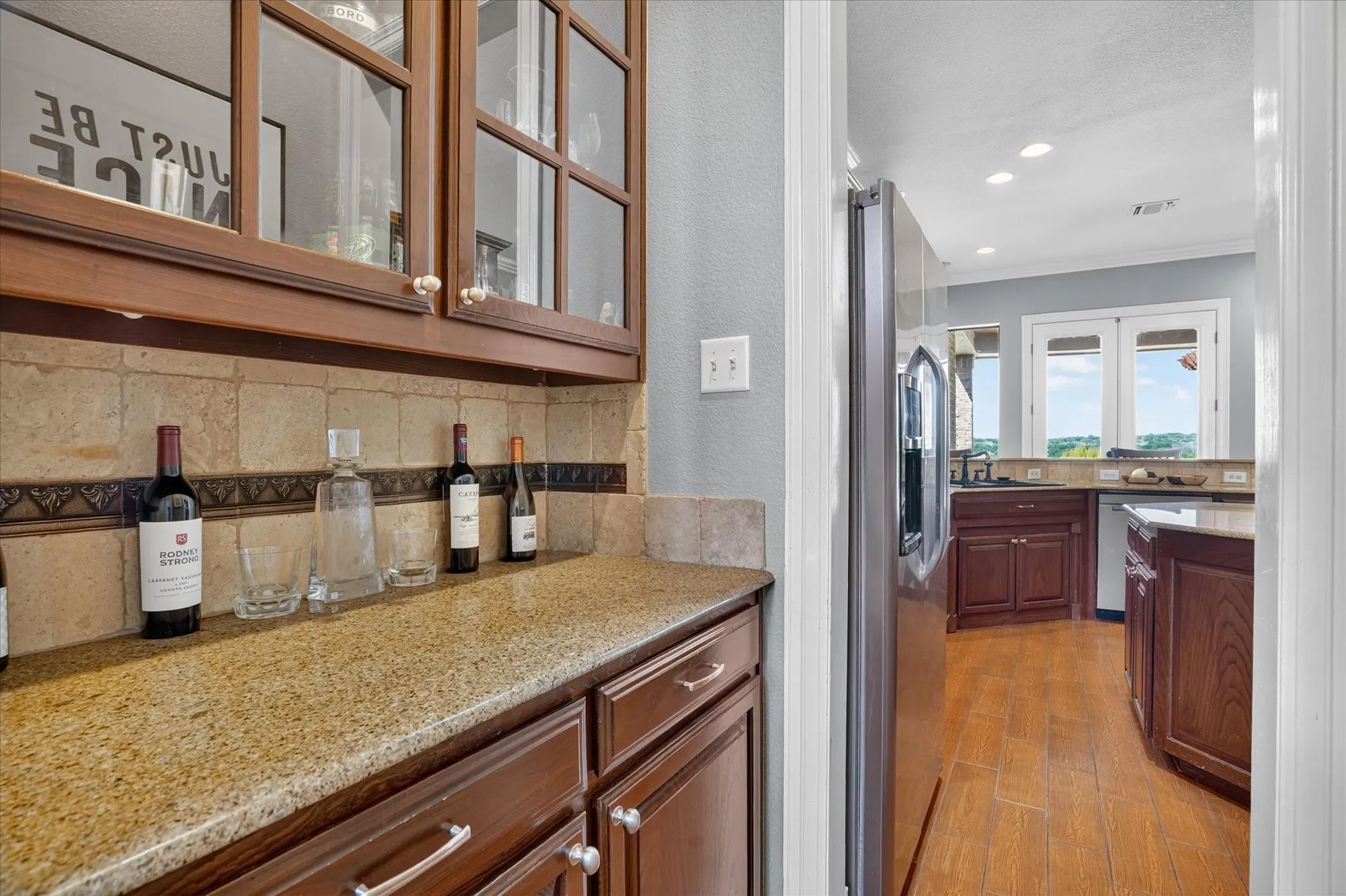 Single Family Residence For Sale in Tarrant County , 10808 Hawkins Home Boulevard, Benbrook, Texas 76126, 4 Bedroom, 5 Bathroom, 3 Garage spaces, 4,083 Sqft, built in 2004, mls#21347355, Real Estate Agent in Benbrook, Homes For Sale in Tarrant county, Homes For Sale in Benbrook, Realtor in Benbrook Texas, Real Estate Brokerage Independent Realty Texas, Luminita Cordes Realtor