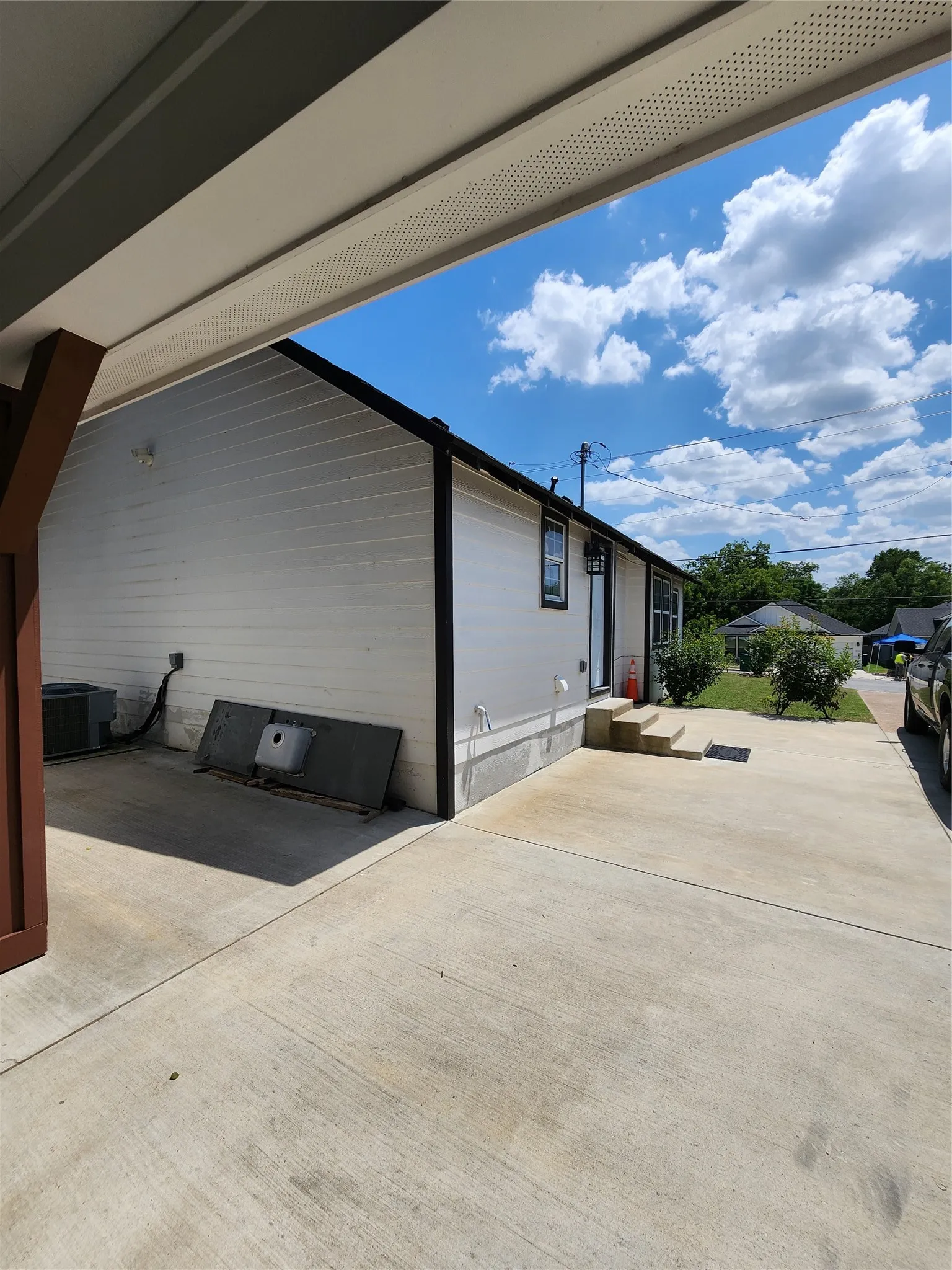 Single Family Residence For Sale in Ellis County , 607 Dr Martin Luther King Jr Boulevard, Waxahachie, Texas 75165, 3 Bedrooms, 2 Bathrooms, Garage spaces, 1,204 Sqft, built in 1920, Price $295,000, mls#21346533, Real Estate Agent in Waxahachie, Homes For Sale in Ellis county, Homes For Sale in Waxahachie, Realtor in Waxahachie Texas, Real Estate Brokerage Independent Realty Texas, Luminita Cordes Realtor