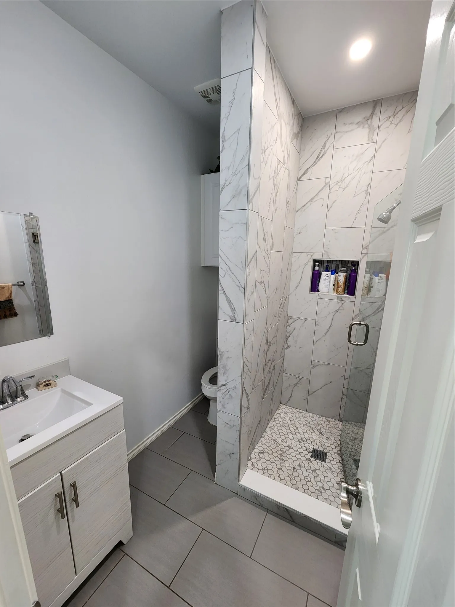 Single Family Residence For Sale in Ellis County , 607 Dr Martin Luther King Jr Boulevard, Waxahachie, Texas 75165, 3 Bedrooms, 2 Bathrooms, Garage spaces, 1,204 Sqft, built in 1920, Price $295,000, mls#21346533, Real Estate Agent in Waxahachie, Homes For Sale in Ellis county, Homes For Sale in Waxahachie, Realtor in Waxahachie Texas, Real Estate Brokerage Independent Realty Texas, Luminita Cordes Realtor