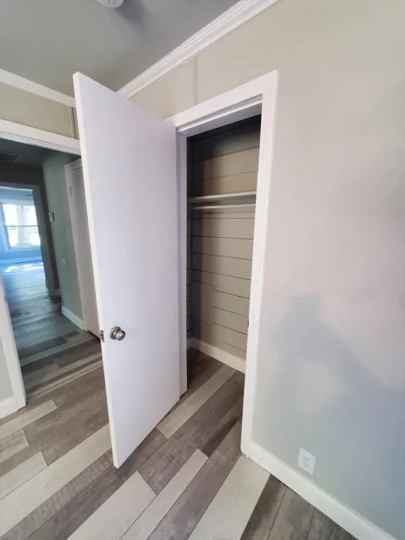 Single Family Residence For Rent in Fannin County , 503 E 13th Street, Bonham, Texas 75418, 4 Bedroom, 3 Bathroom, 2 Garage spaces, 2,700 Sqft, built in 1950, mls#21345420, Real Estate Agent in Bonham, Homes For Rent in Fannin county, Homes For Rent in Bonham, Realtor in Bonham Texas, Real Estate Brokerage Independent Realty Texas, Luminita Cordes Realtor