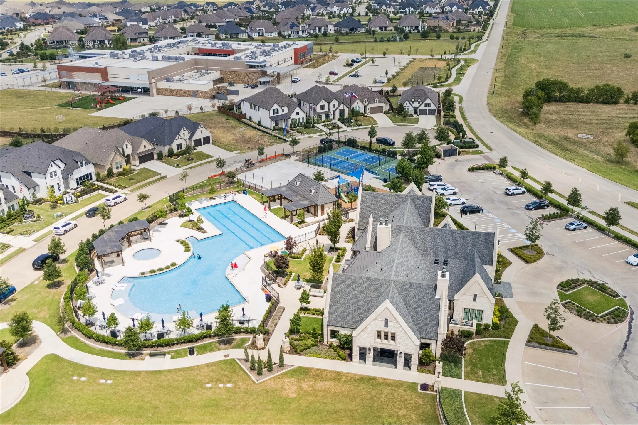 Single Family Residence For Sale in Collin County , 2708 Holland Court, Celina, Texas 75009, 4 Bedroom, 3 Bathroom, 2 Garage spaces, 2,746 Sqft, built in 2024, mls#21342174, Real Estate Agent in Celina, Homes For Sale in Collin county, Homes For Sale in Celina, Realtor in Celina Texas, Real Estate Brokerage Independent Realty Texas, Luminita Cordes Realtor