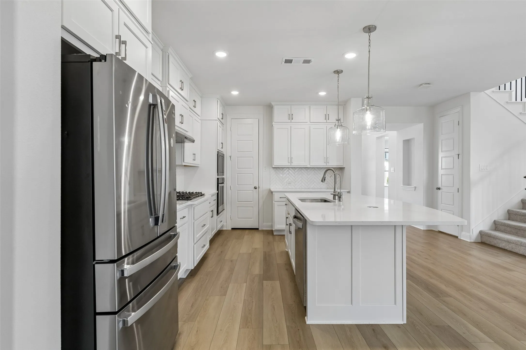 Single Family Residence For Sale in Collin County , 2708 Holland Court, Celina, Texas 75009, 4 Bedroom, 3 Bathroom, 2 Garage spaces, 2,746 Sqft, built in 2024, mls#21342174, Real Estate Agent in Celina, Homes For Sale in Collin county, Homes For Sale in Celina, Realtor in Celina Texas, Real Estate Brokerage Independent Realty Texas, Luminita Cordes Realtor