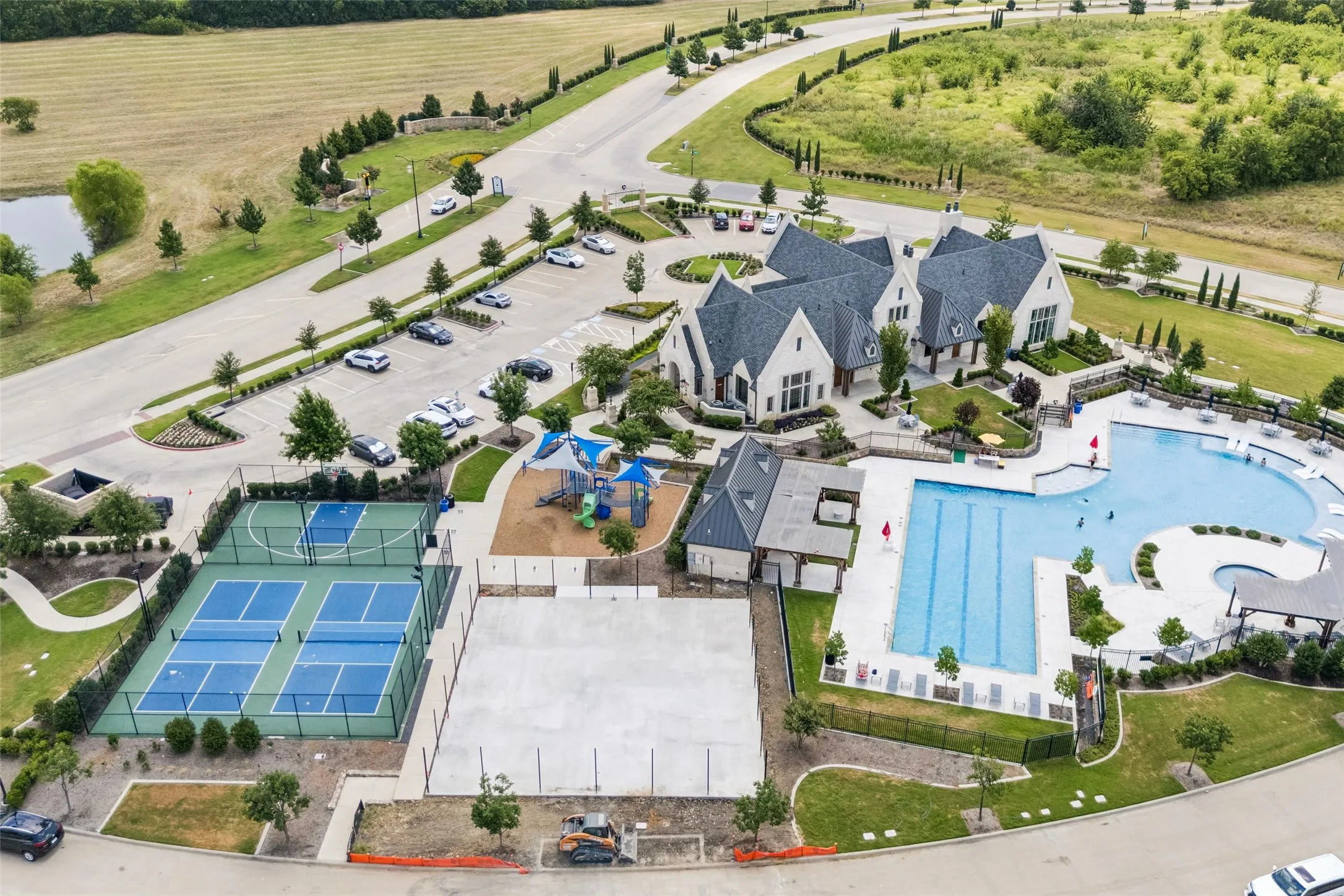 Single Family Residence For Sale in Collin County , 2708 Holland Court, Celina, Texas 75009, 4 Bedroom, 3 Bathroom, 2 Garage spaces, 2,746 Sqft, built in 2024, mls#21342174, Real Estate Agent in Celina, Homes For Sale in Collin county, Homes For Sale in Celina, Realtor in Celina Texas, Real Estate Brokerage Independent Realty Texas, Luminita Cordes Realtor