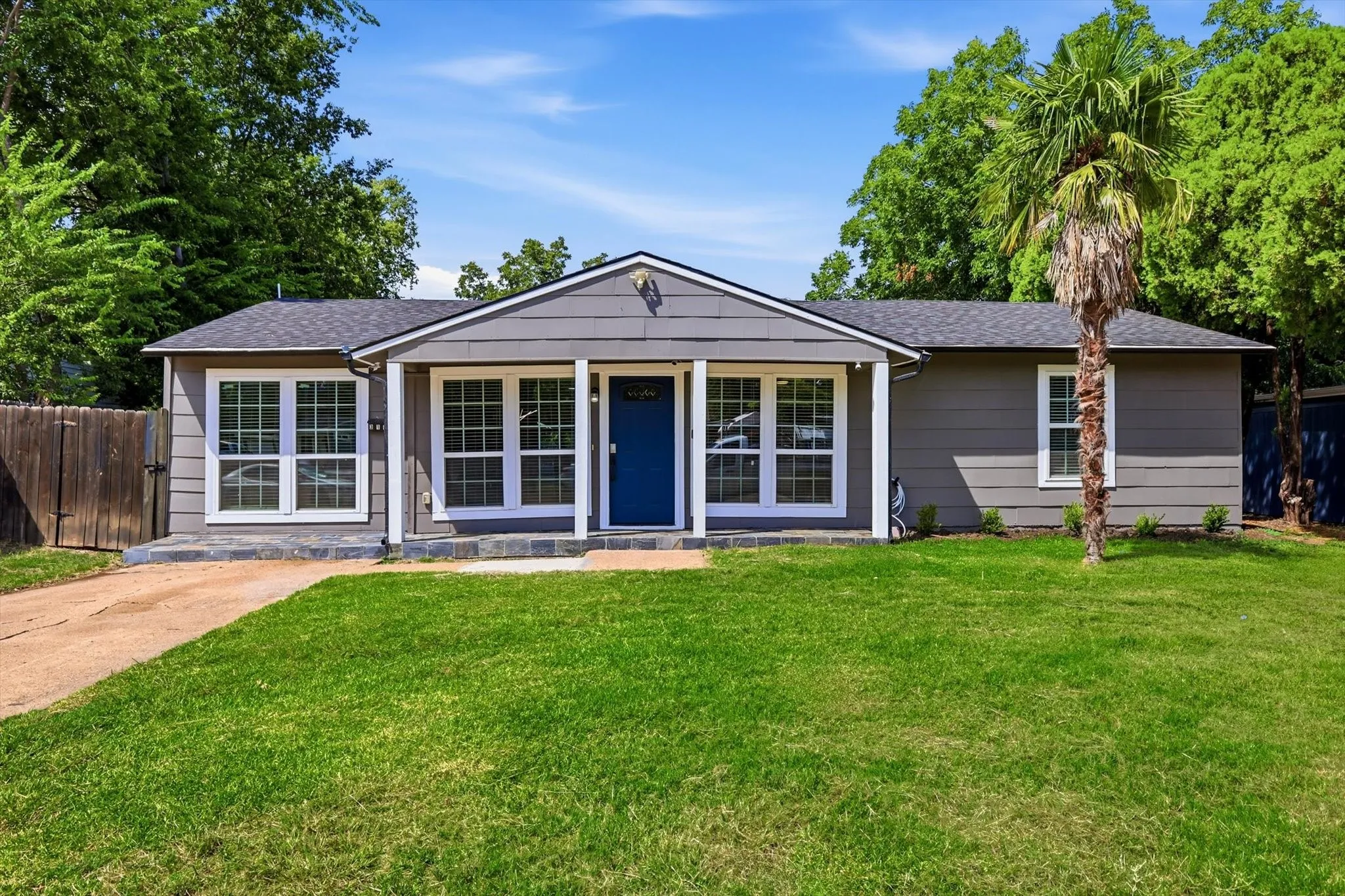 Single Family Residence For Sale in Dallas County , 3107 Millmar Drive, Dallas, Texas 75228, 4 Bedroom, 2 Bathroom, Garage spaces, 1,672 Sqft, built in 1954, mls#21346695, Real Estate Agent in Dallas, Homes For Sale in Dallas county, Homes For Sale in Dallas, Realtor in Dallas Texas, Real Estate Brokerage Independent Realty Texas, Luminita Cordes Realtor