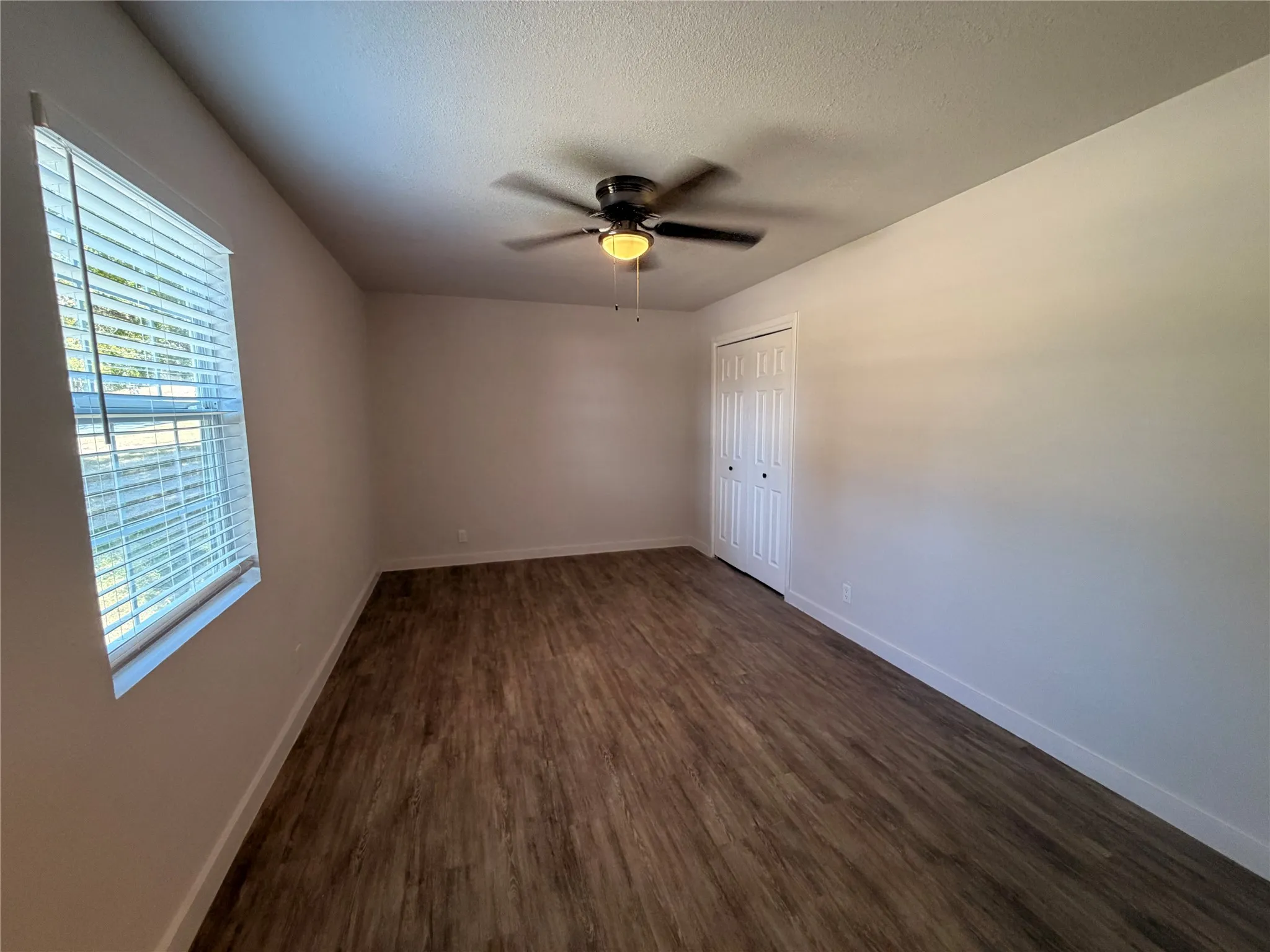 Single Family Residence For Rent in Dallas County , 12244 Willowdell Drive, Dallas, Texas 75243, 4 Bedroom, 2 Bathroom, Garage spaces, 1,255 Sqft, built in 1957, mls#21347414, Real Estate Agent in Dallas, Homes For Rent in Dallas county, Homes For Rent in Dallas, Realtor in Dallas Texas, Real Estate Brokerage Independent Realty Texas, Luminita Cordes Realtor