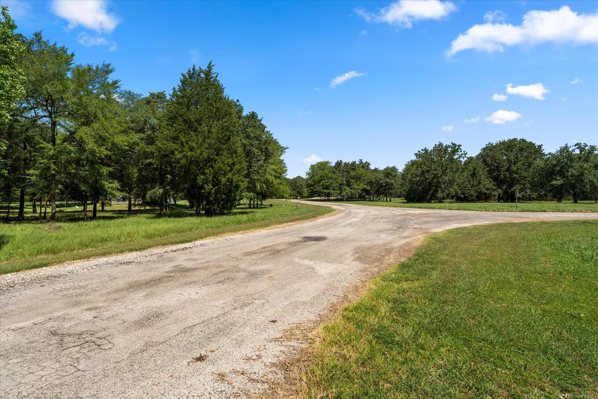 Unimproved Land For Sale in Navarro County , Lt 65 Sombrilla, Kerens, Texas 75144, 0, 0, Garage spaces, 0 Sqft, built in 0, mls#21347156, Real Estate Agent in Kerens, Homes For Sale in Navarro county, Homes For Sale in Kerens, Realtor in Kerens Texas, Real Estate Brokerage Independent Realty Texas, Luminita Cordes Realtor