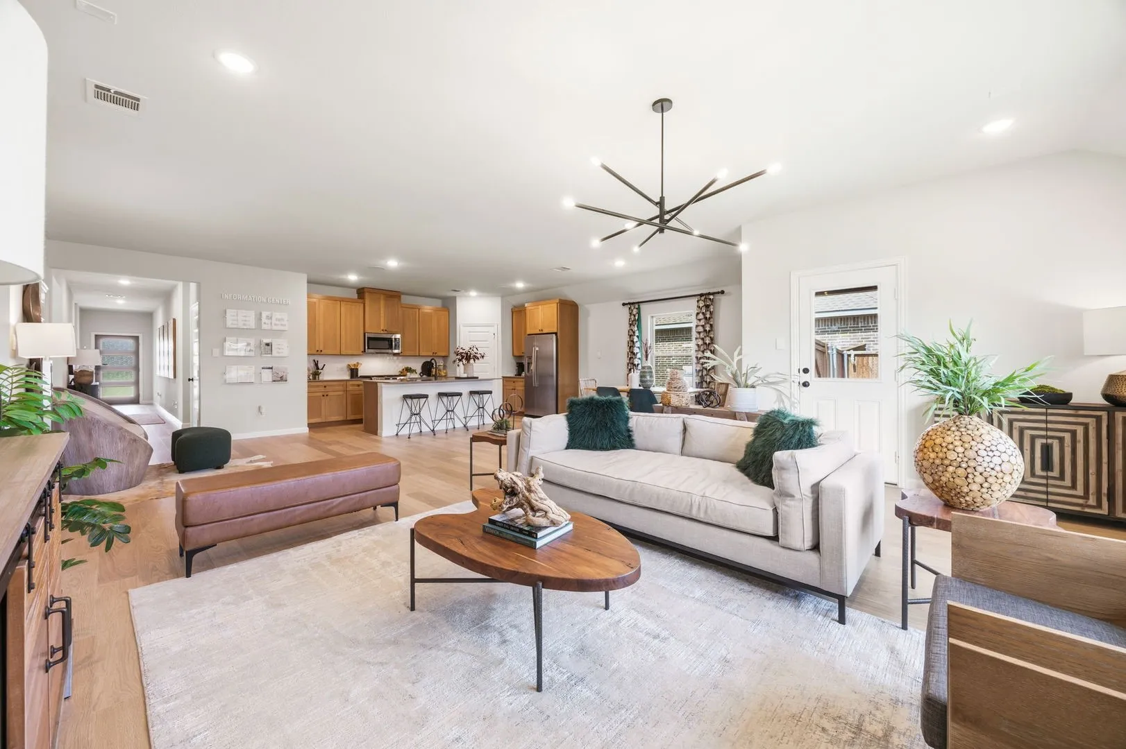 16-web-or-mls-508-hickory-rdg-dr