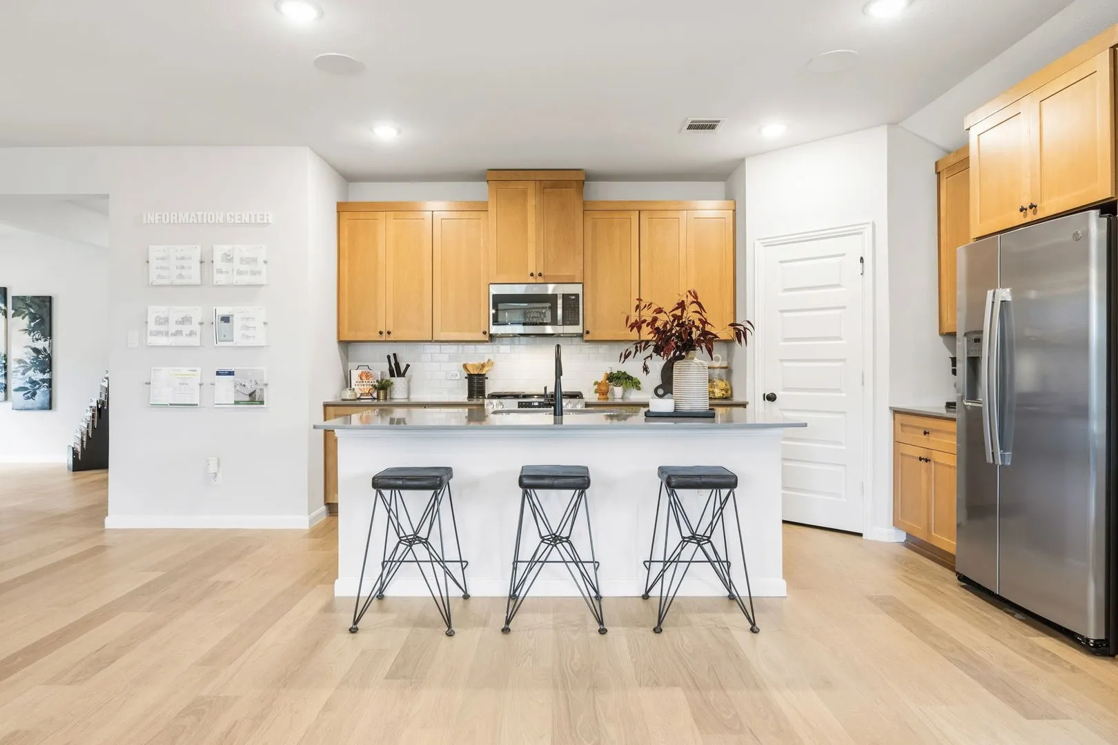 8-web-or-mls-508-hickory-rdg-dr