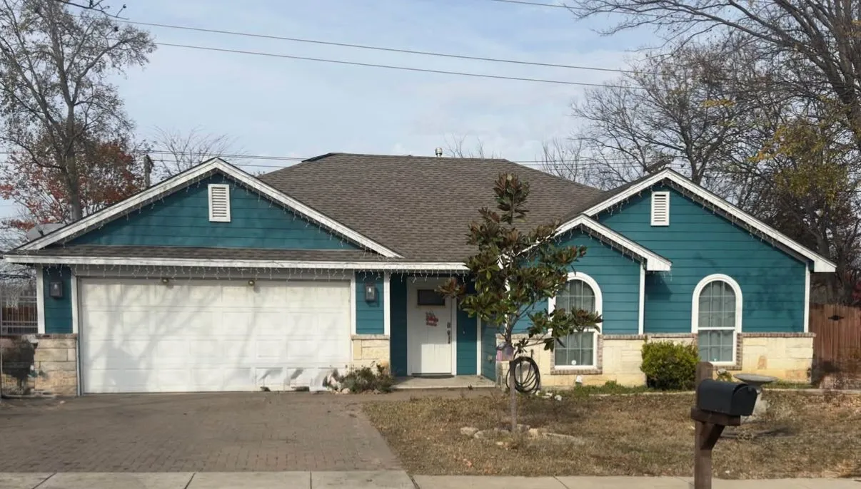 Single Family Residence For Rent in Tarrant County , 1317 Inwood Drive, Arlington, Texas 76010, 3 Bedrooms, 2 Bathrooms, 2 Garage spaces, 1,691 Sqft, built in 2018, Price $2,400, mls#21347424, Real Estate Agent in Arlington, Homes For Rent in Tarrant county, Homes For Rent in Arlington, Realtor in Arlington Texas, Real Estate Brokerage Independent Realty Texas, Luminita Cordes Realtor