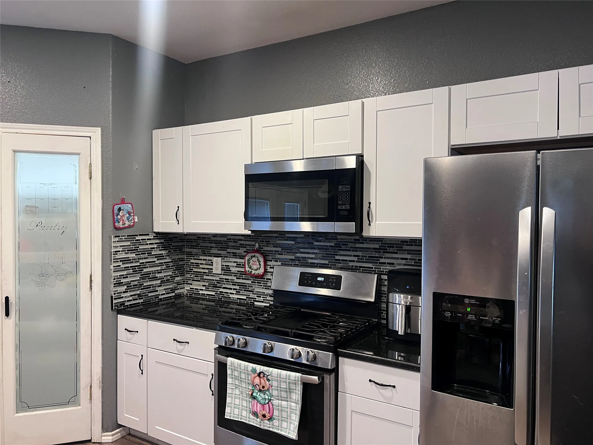 Single Family Residence For Rent in Tarrant County , 1317 Inwood Drive, Arlington, Texas 76010, 3 Bedrooms, 2 Bathrooms, 2 Garage spaces, 1,691 Sqft, built in 2018, Price $2,400, mls#21347424, Real Estate Agent in Arlington, Homes For Rent in Tarrant county, Homes For Rent in Arlington, Realtor in Arlington Texas, Real Estate Brokerage Independent Realty Texas, Luminita Cordes Realtor