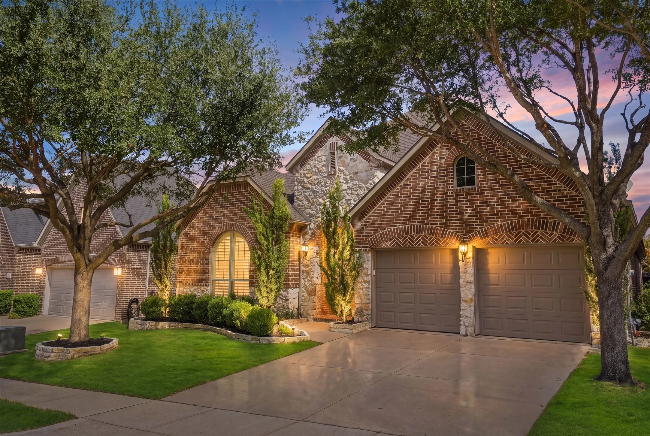 Single Family Residence For Sale in Collin County , 7800 Rockledge Drive, Mc Kinney, Texas 75071, 4 Bedroom, 3 Bathroom, 2 Garage spaces, 2,513 Sqft, built in 2011, mls#21343341, Real Estate Agent in Mc Kinney, Homes For Sale in Collin county, Homes For Sale in Mc Kinney, Realtor in Mc Kinney Texas, Real Estate Brokerage Independent Realty Texas, Luminita Cordes Realtor
