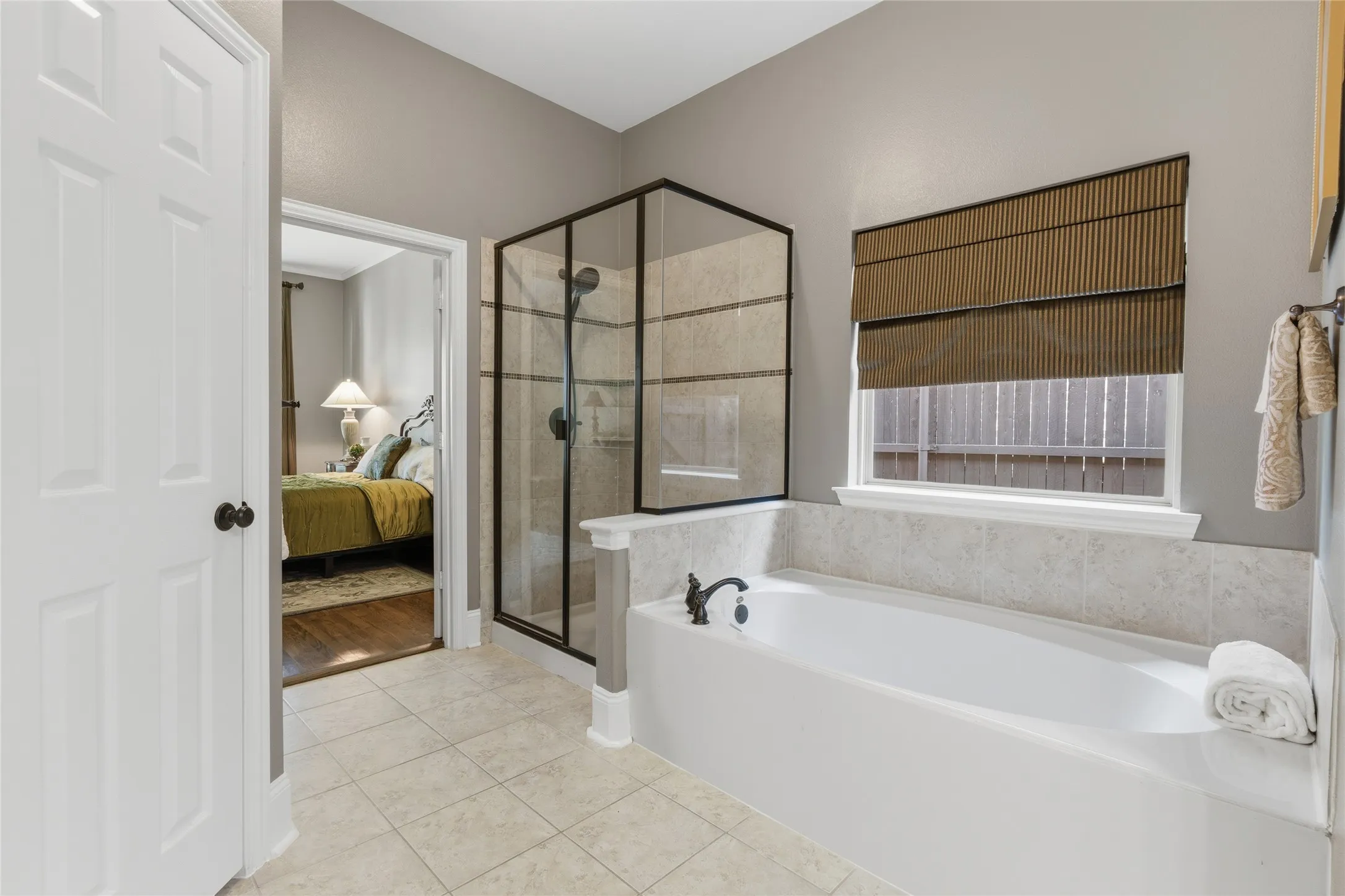 Single Family Residence For Sale in Collin County , 7800 Rockledge Drive, Mc Kinney, Texas 75071, 4 Bedroom, 3 Bathroom, 2 Garage spaces, 2,513 Sqft, built in 2011, mls#21343341, Real Estate Agent in Mc Kinney, Homes For Sale in Collin county, Homes For Sale in Mc Kinney, Realtor in Mc Kinney Texas, Real Estate Brokerage Independent Realty Texas, Luminita Cordes Realtor