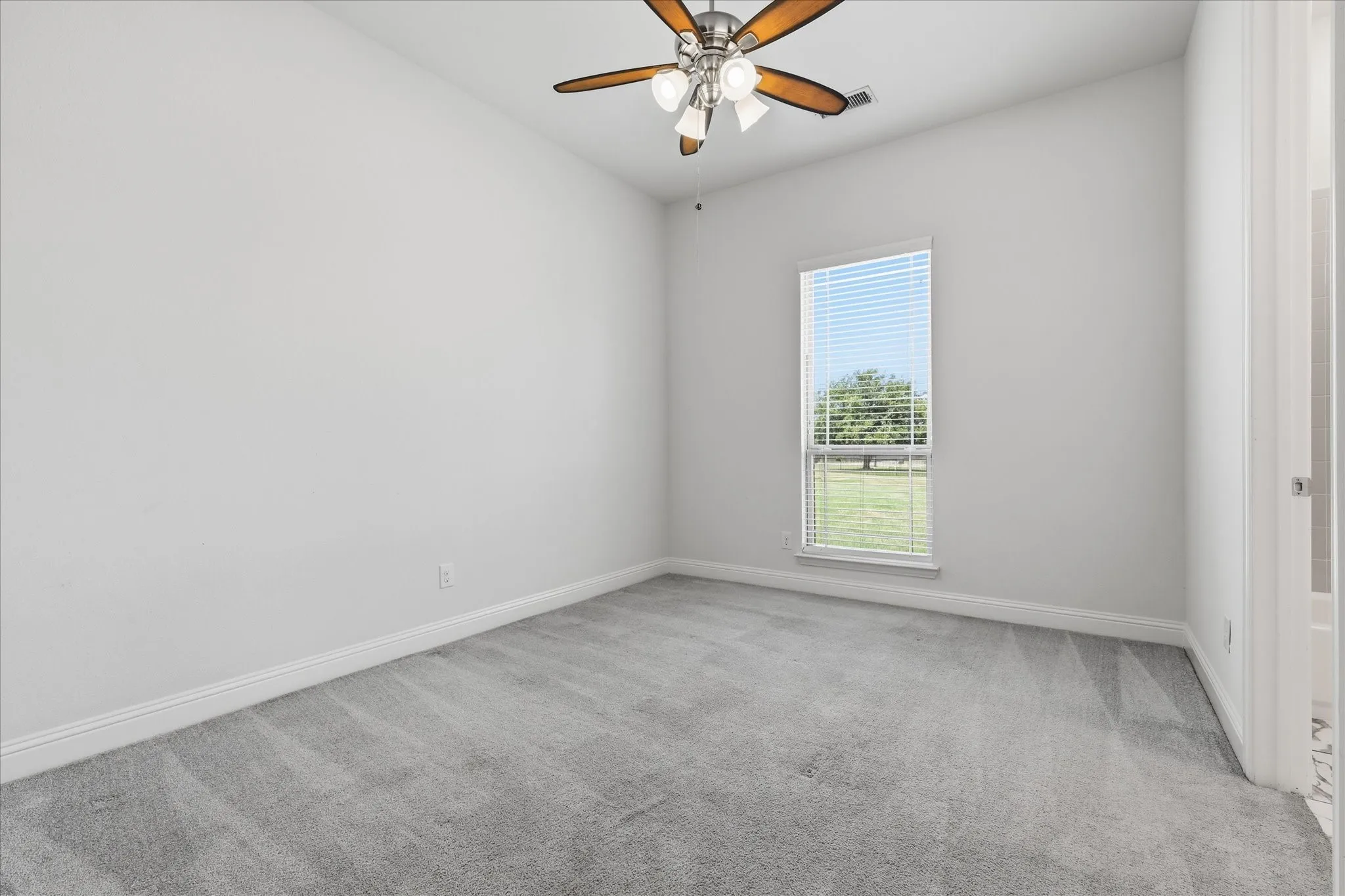 Single Family Residence For Sale in Collin County , 5409 Cheyenne Drive, Parker, Texas 75002, 5 Bedroom, 5 Bathroom, 3 Garage spaces, 4,310 Sqft, built in 2018, mls#21338357, Real Estate Agent in Parker, Homes For Sale in Collin county, Homes For Sale in Parker, Realtor in Parker Texas, Real Estate Brokerage Independent Realty Texas, Luminita Cordes Realtor