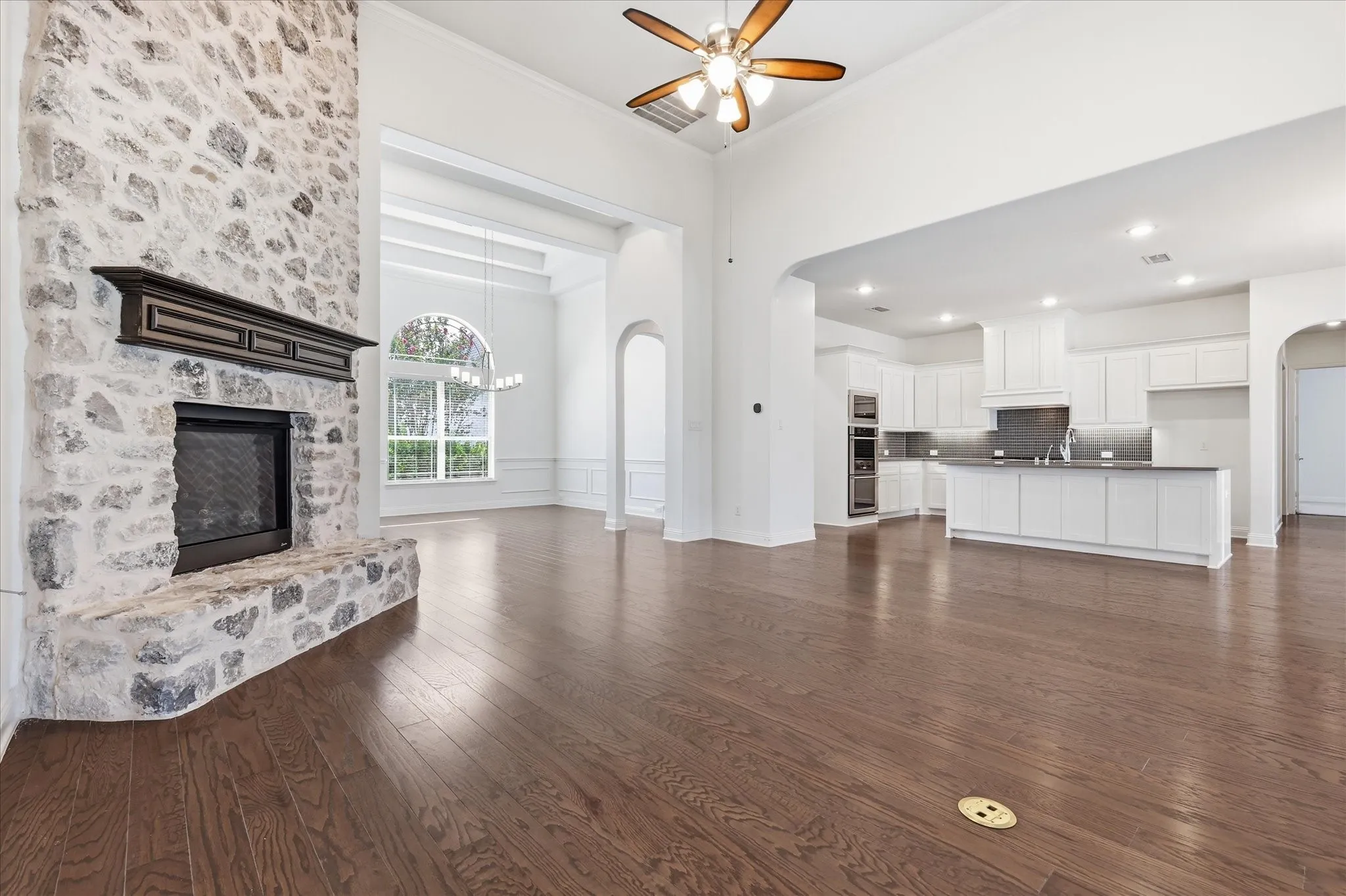Single Family Residence For Sale in Collin County , 5409 Cheyenne Drive, Parker, Texas 75002, 5 Bedroom, 5 Bathroom, 3 Garage spaces, 4,310 Sqft, built in 2018, mls#21338357, Real Estate Agent in Parker, Homes For Sale in Collin county, Homes For Sale in Parker, Realtor in Parker Texas, Real Estate Brokerage Independent Realty Texas, Luminita Cordes Realtor