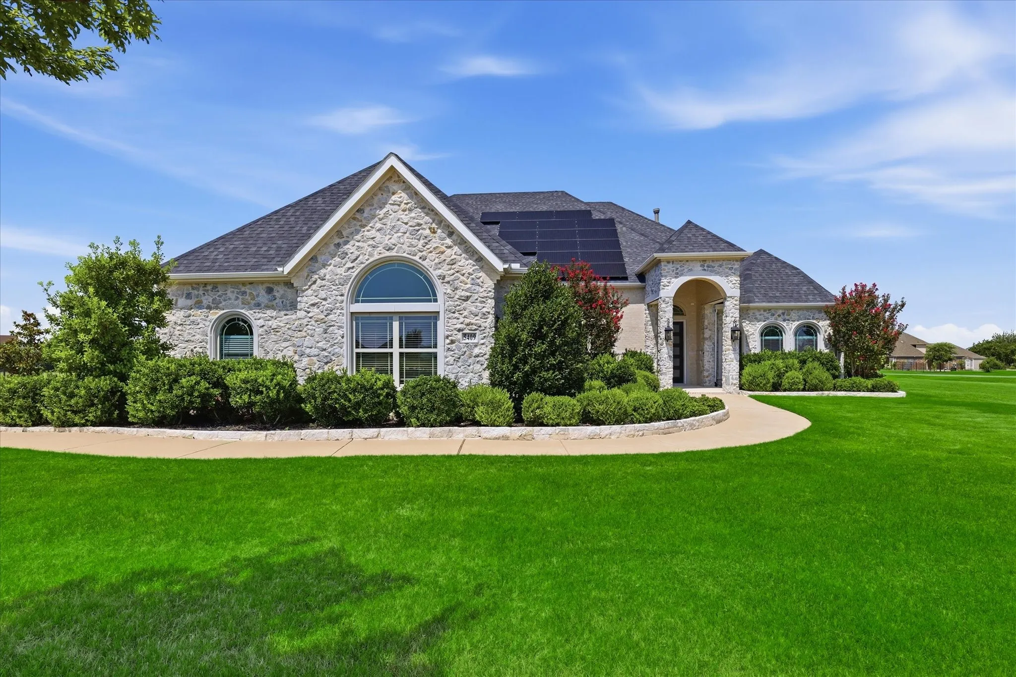 Single Family Residence For Sale in Collin County , 5409 Cheyenne Drive, Parker, Texas 75002, 5 Bedroom, 5 Bathroom, 3 Garage spaces, 4,310 Sqft, built in 2018, mls#21338357, Real Estate Agent in Parker, Homes For Sale in Collin county, Homes For Sale in Parker, Realtor in Parker Texas, Real Estate Brokerage Independent Realty Texas, Luminita Cordes Realtor